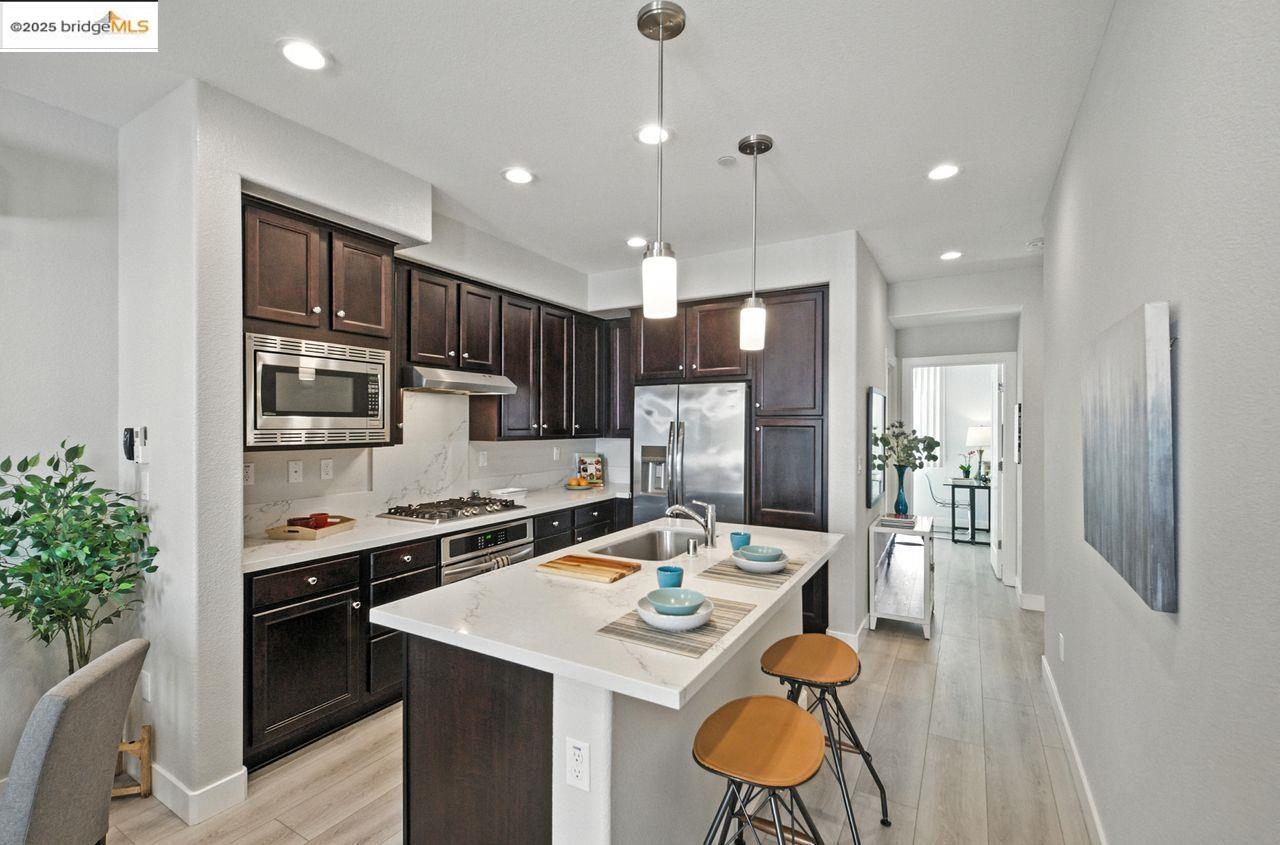 Front Image Thumbnail for EB41110911