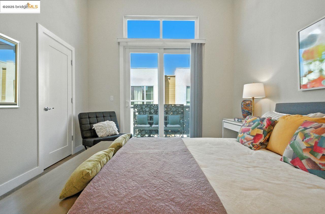 Detail Gallery Image 14 of 38 For 3014 Santa Clara Ave, El Cerrito,  CA 94530 - 3 Beds | 3 Baths