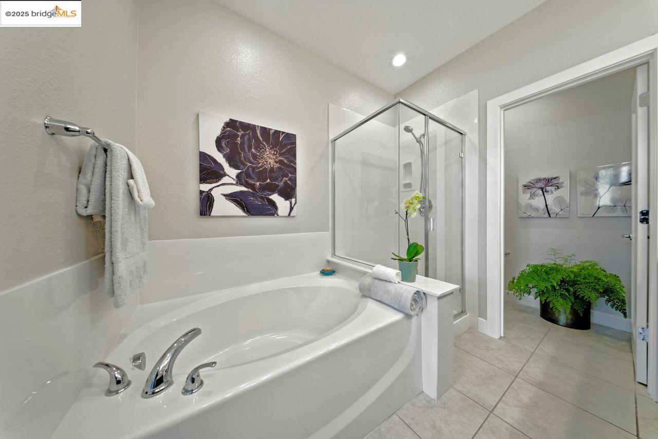 Detail Gallery Image 17 of 38 For 3014 Santa Clara Ave, El Cerrito,  CA 94530 - 3 Beds | 3 Baths