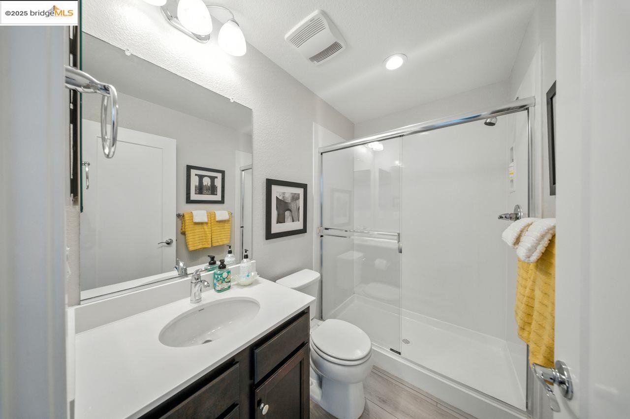 Detail Gallery Image 29 of 38 For 3014 Santa Clara Ave, El Cerrito,  CA 94530 - 3 Beds | 3 Baths