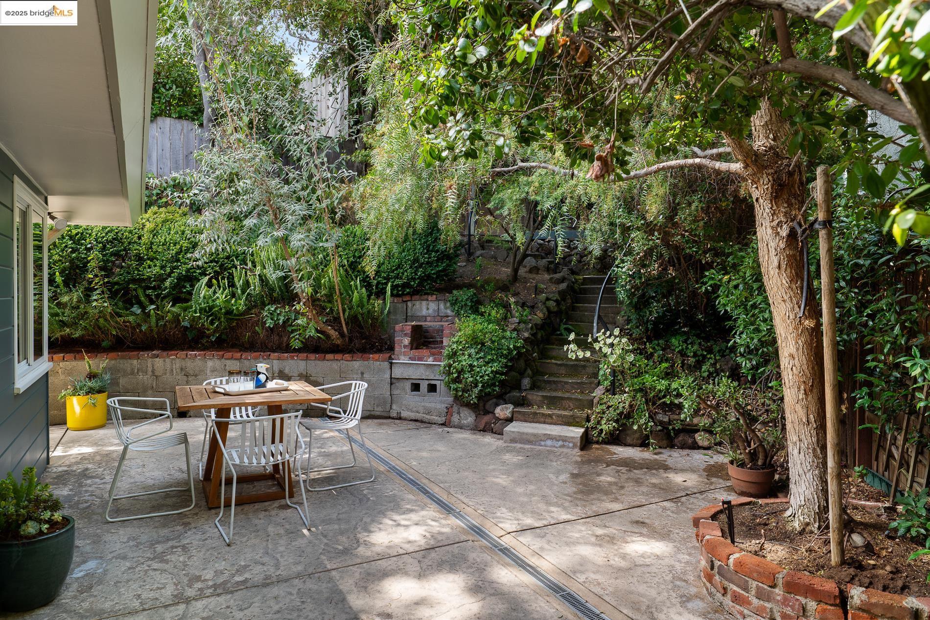 Detail Gallery Image 29 of 40 For 3327 Victor Ave, Oakland,  CA 94602 - 3 Beds | 2 Baths