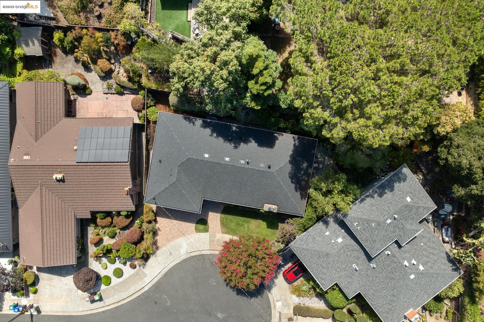 Detail Gallery Image 37 of 40 For 3327 Victor Ave, Oakland,  CA 94602 - 3 Beds | 2 Baths