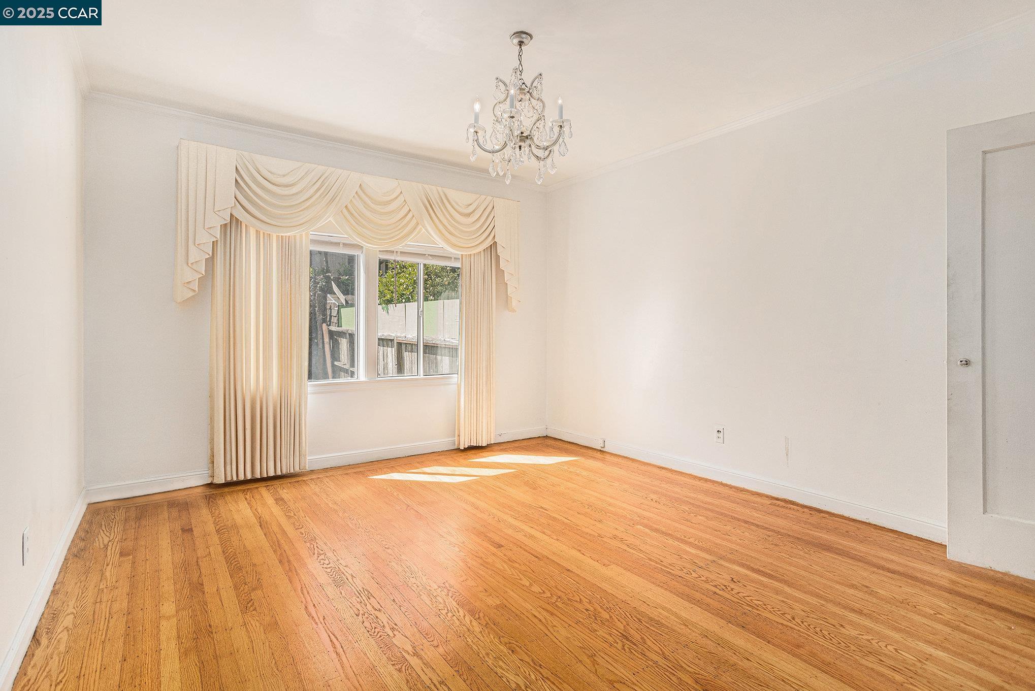 Detail Gallery Image 18 of 30 For 841 Ocean Ave, San Francisco,  CA 94112 - 2 Beds | 1 Baths