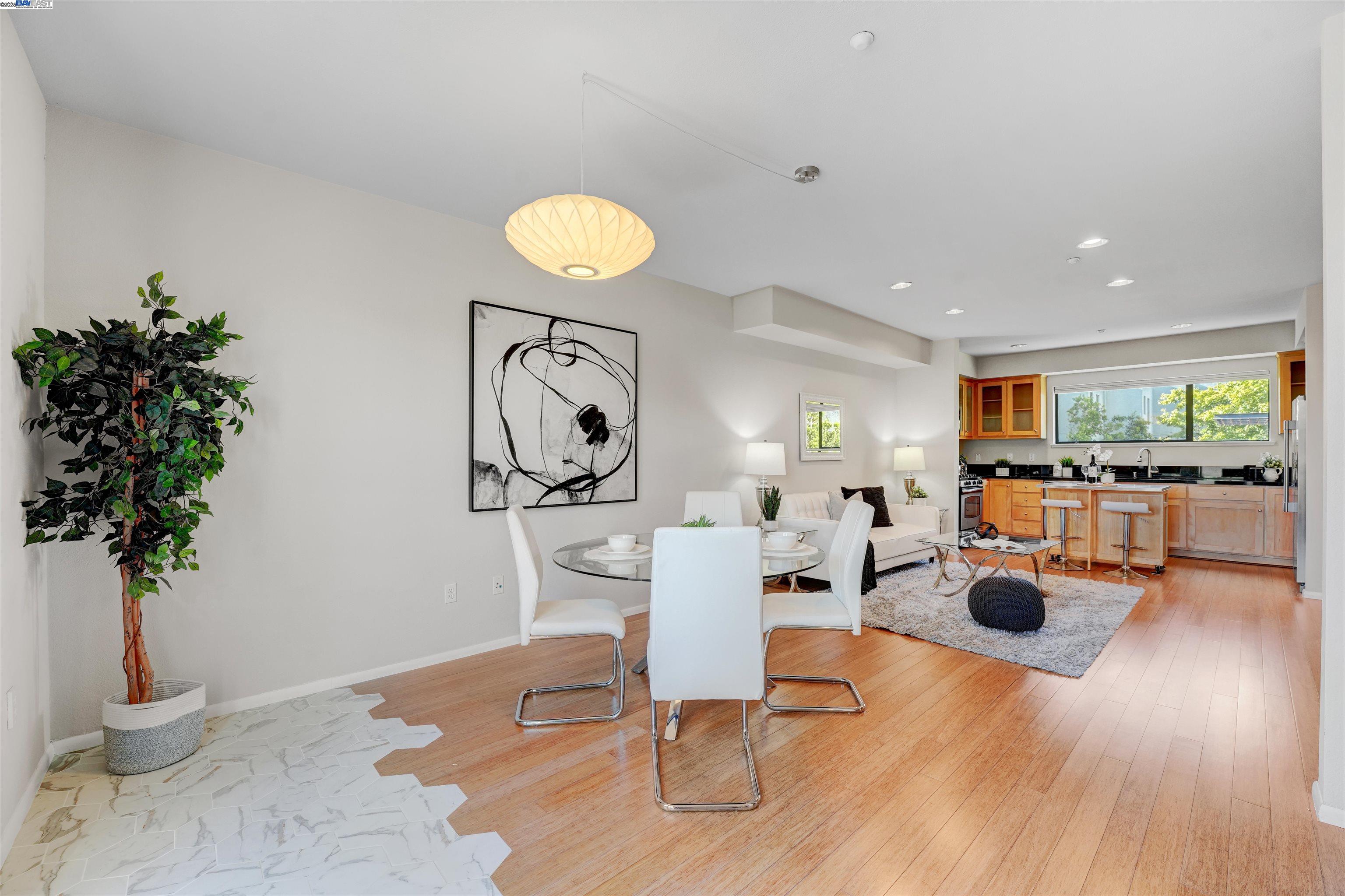 Photo #2: 41110918 Listing 