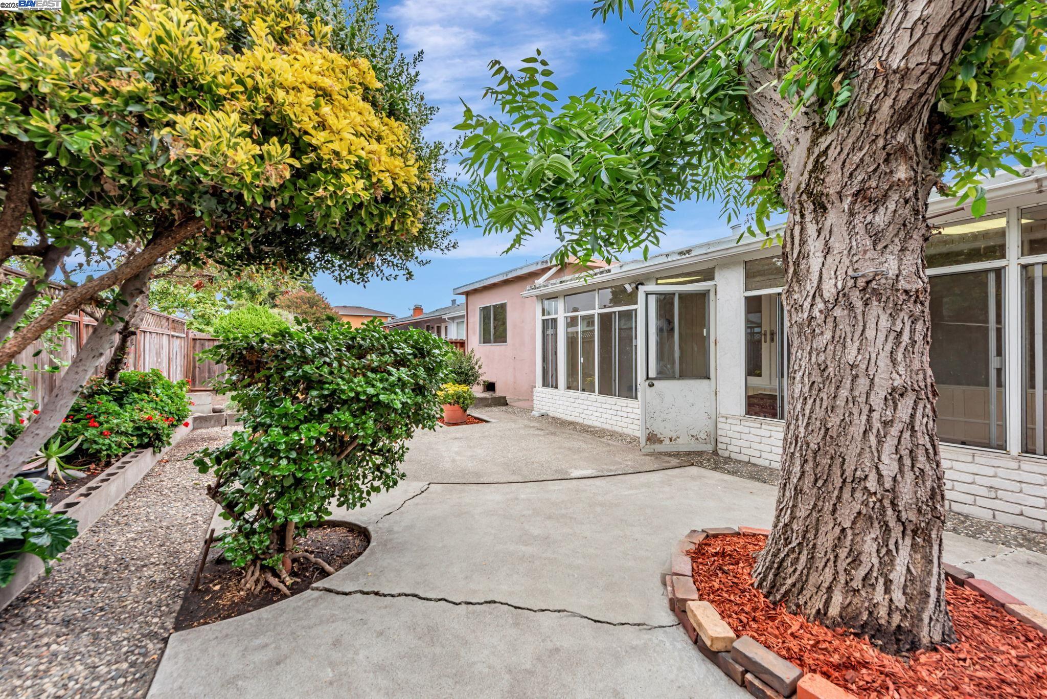 Detail Gallery Image 39 of 39 For 1315 Mersey Ave, San Leandro,  CA 94579-1351 - 4 Beds | 2 Baths
