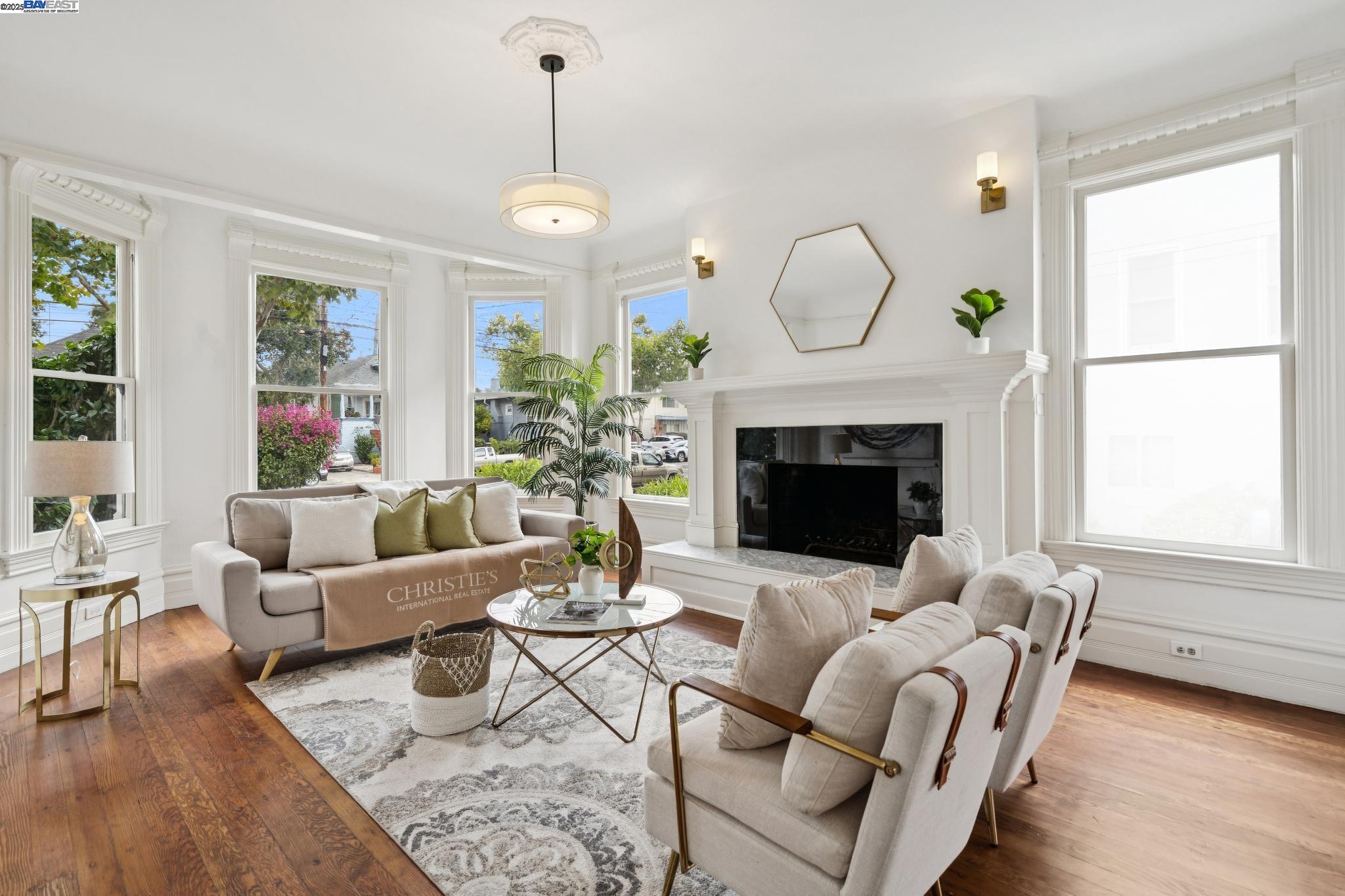 Detail Gallery Image 11 of 56 For 2120 Encinal Ave, Alameda,  CA 94501 - – Beds | – Baths