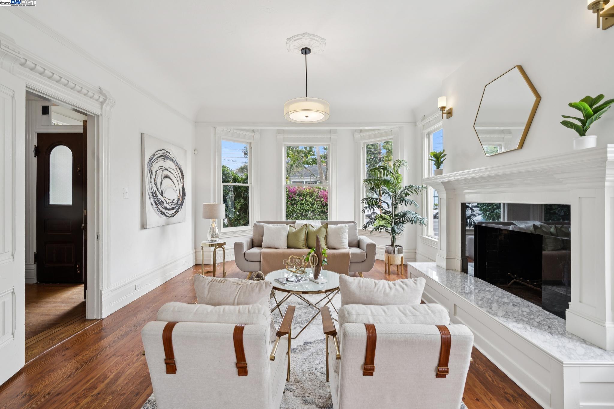 Detail Gallery Image 12 of 56 For 2120 Encinal Ave, Alameda,  CA 94501 - – Beds | – Baths