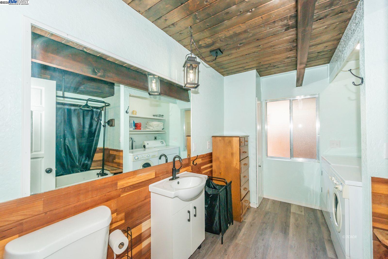 Detail Gallery Image 16 of 46 For 230 Mary Ave, Trinity Center,  CA 96091 - 4 Beds | 2 Baths
