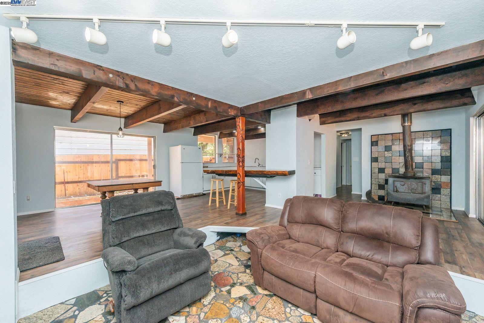 Detail Gallery Image 3 of 46 For 230 Mary Ave, Trinity Center,  CA 96091 - 4 Beds | 2 Baths