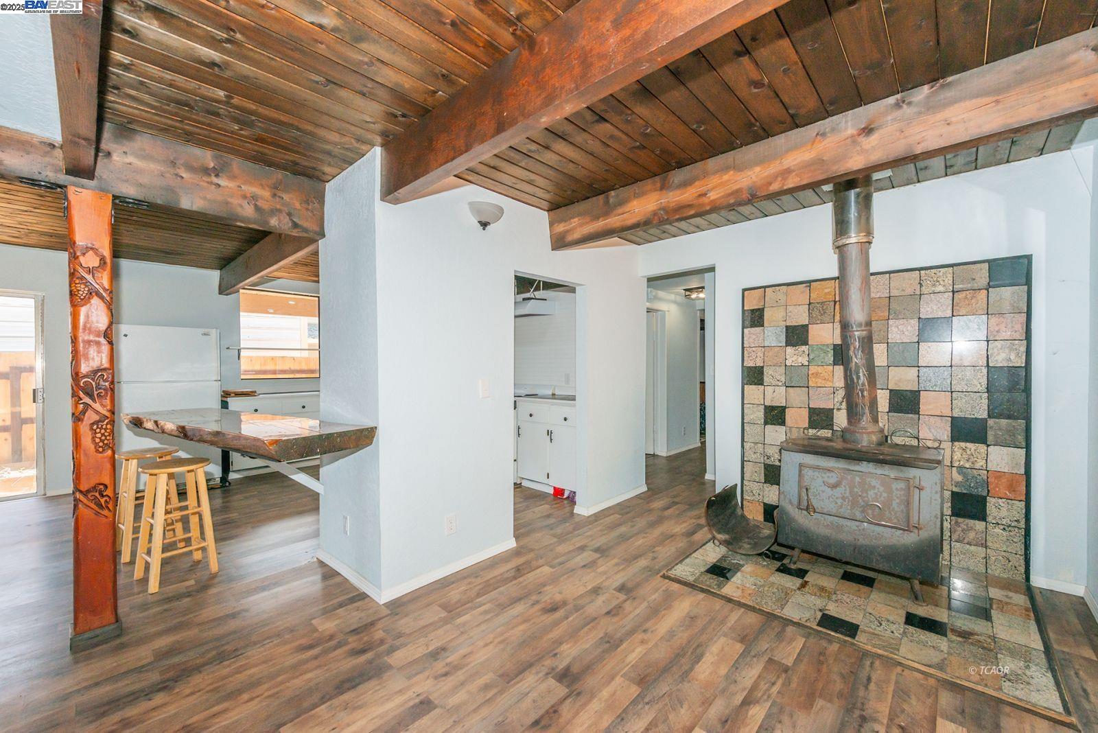 Detail Gallery Image 7 of 46 For 230 Mary Ave, Trinity Center,  CA 96091 - 4 Beds | 2 Baths
