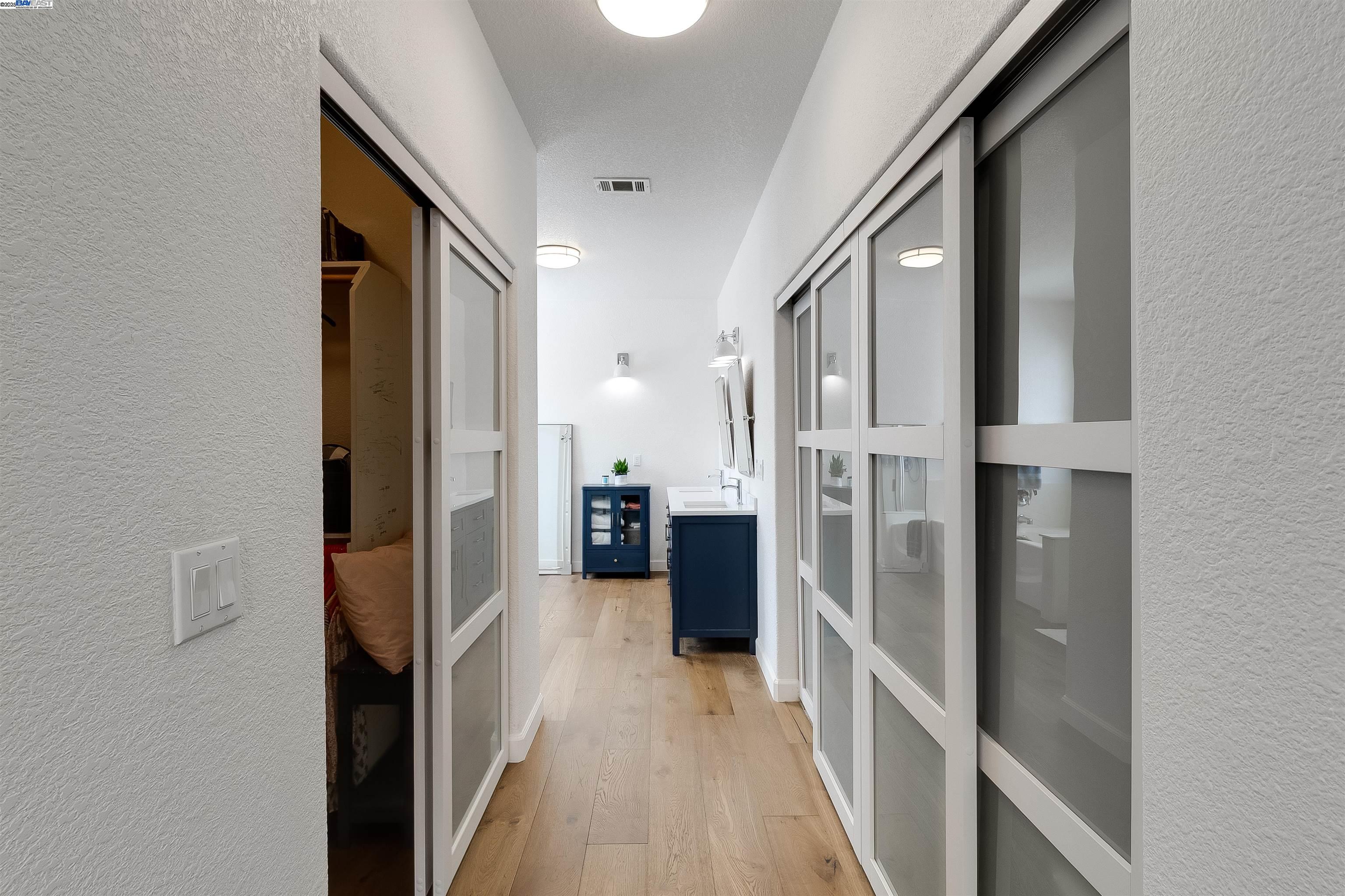 Detail Gallery Image 22 of 58 For 1185 Brooktrail, Pittsburg,  CA 94565 - 6 Beds | 2/1 Baths