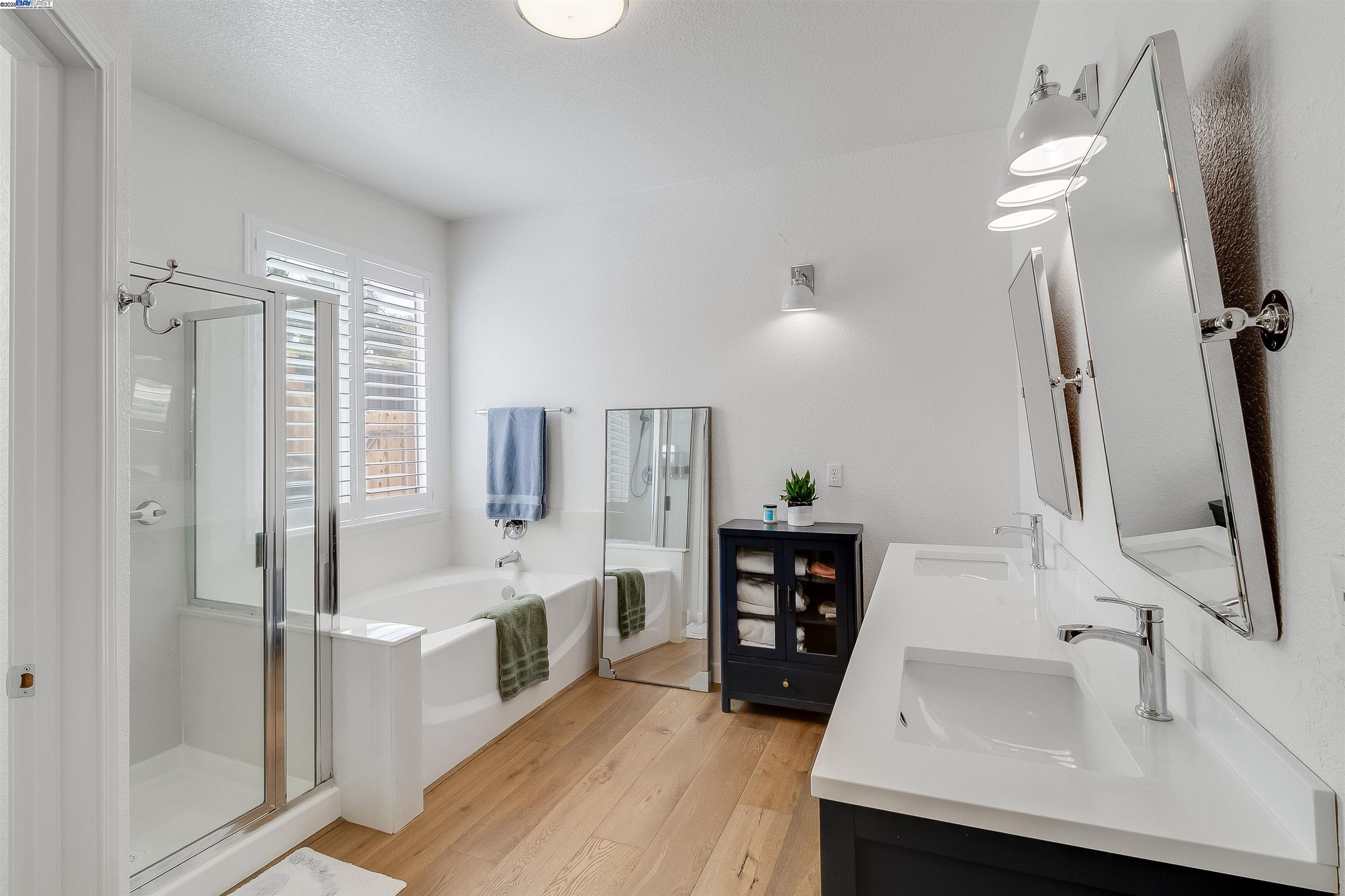Detail Gallery Image 23 of 58 For 1185 Brooktrail, Pittsburg,  CA 94565 - 6 Beds | 2/1 Baths