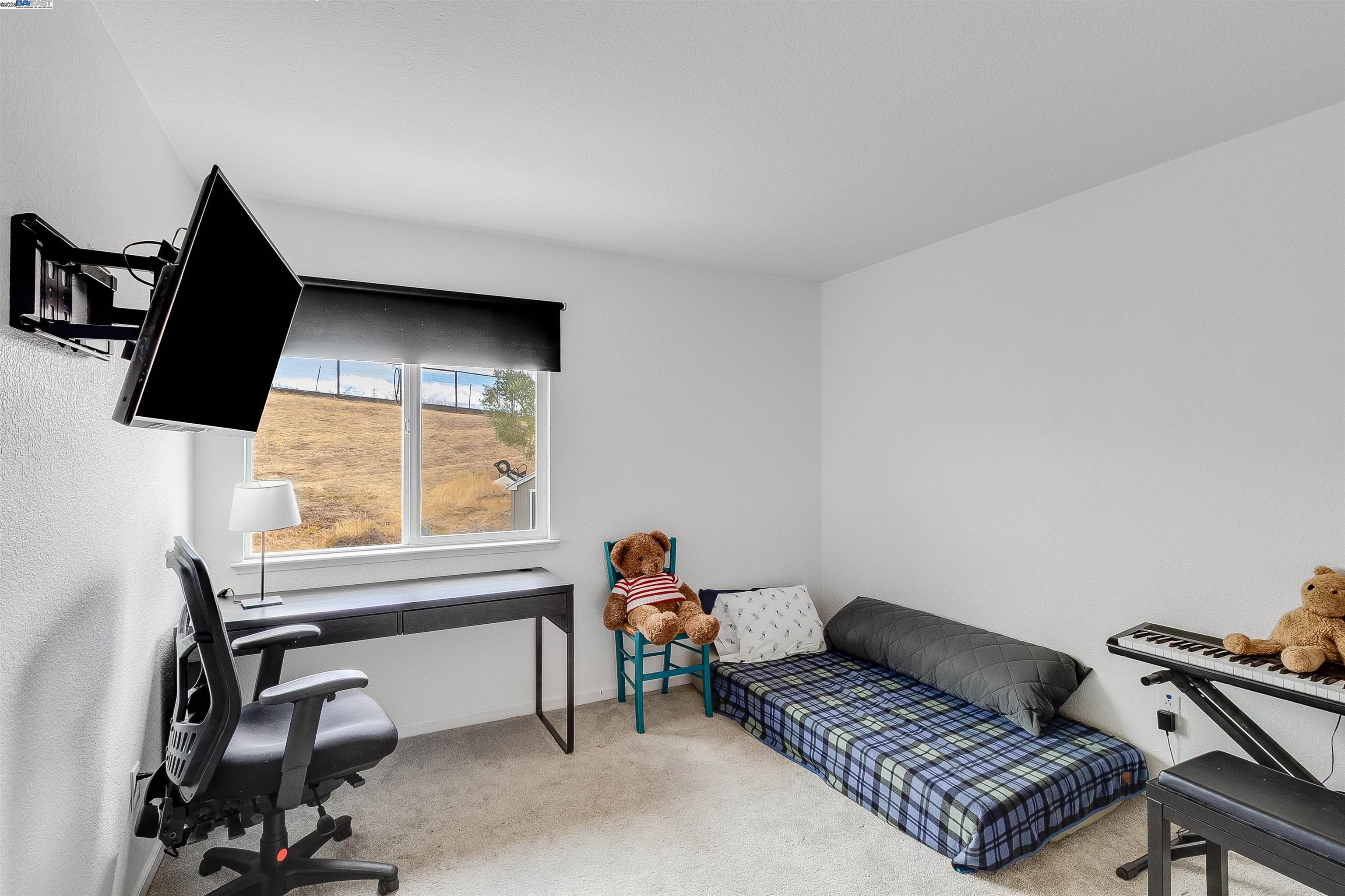 Detail Gallery Image 35 of 58 For 1185 Brooktrail, Pittsburg,  CA 94565 - 6 Beds | 2/1 Baths