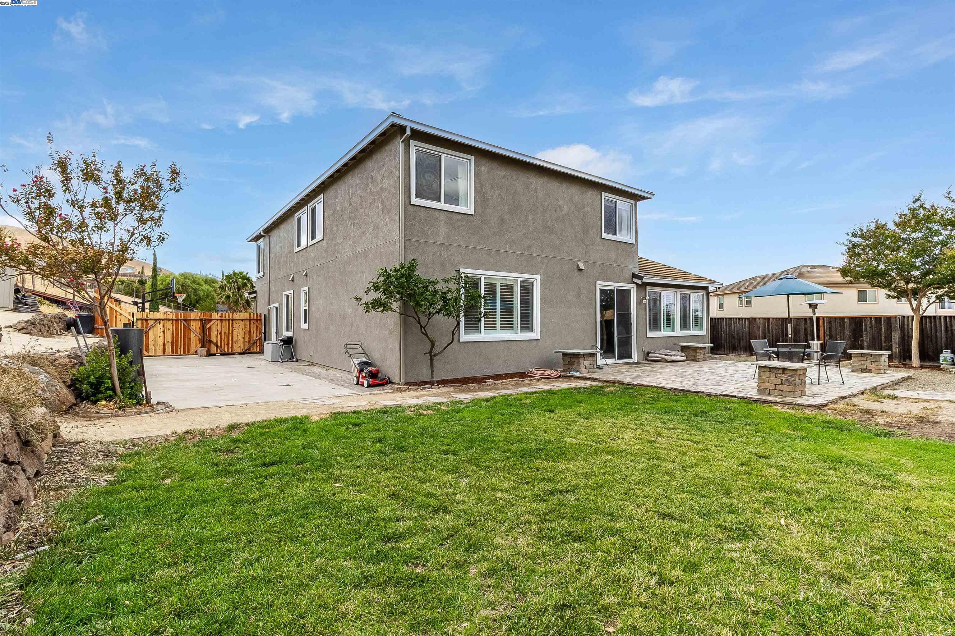 Detail Gallery Image 46 of 58 For 1185 Brooktrail, Pittsburg,  CA 94565 - 6 Beds | 2/1 Baths
