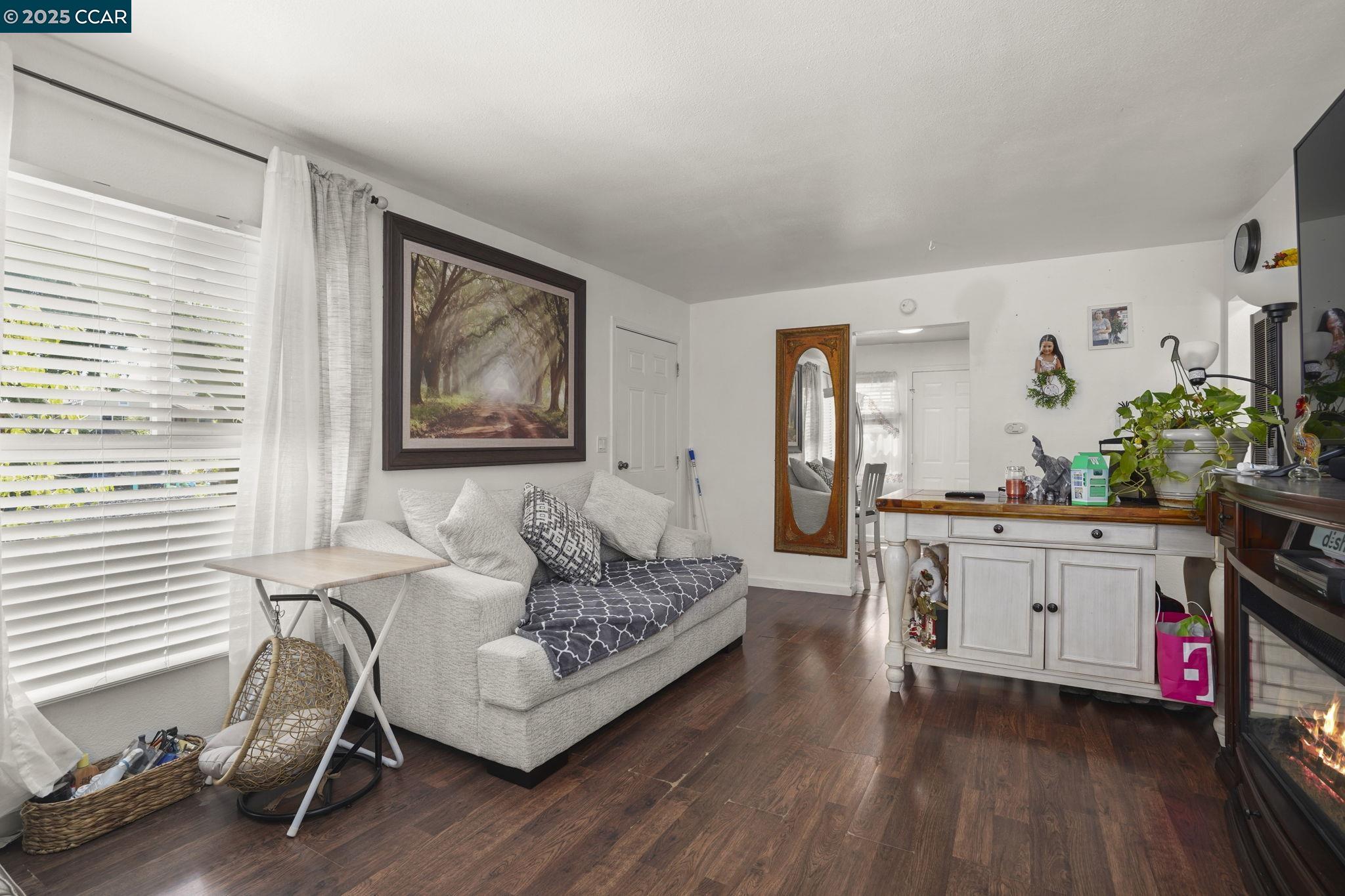 Detail Gallery Image 12 of 37 For 103 Madoline St, Pittsburg,  CA 94565 - – Beds | – Baths