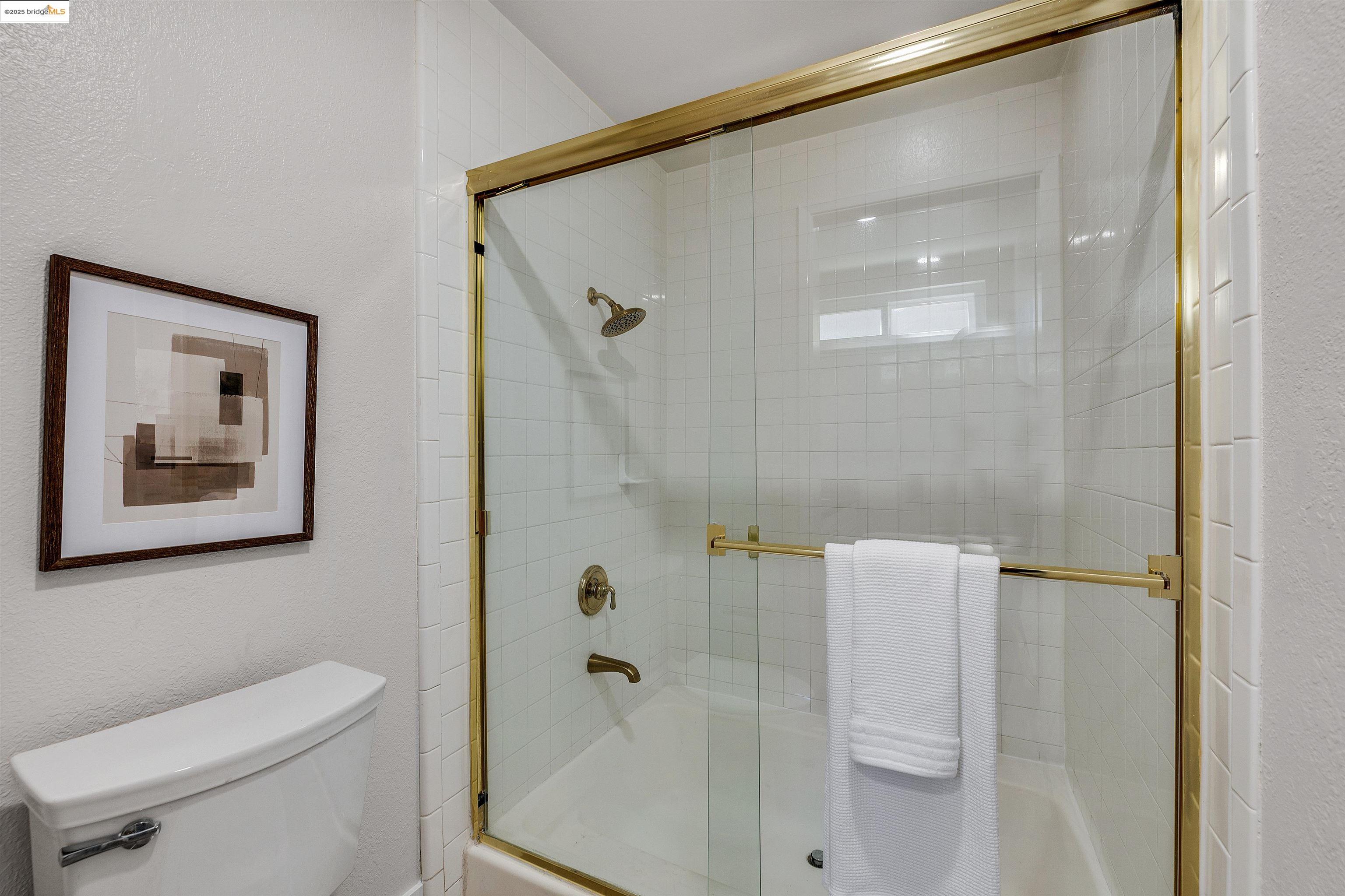 Detail Gallery Image 19 of 34 For 2802 Jones Gate Ct, Pleasanton,  CA 94566 - 4 Beds | 2 Baths