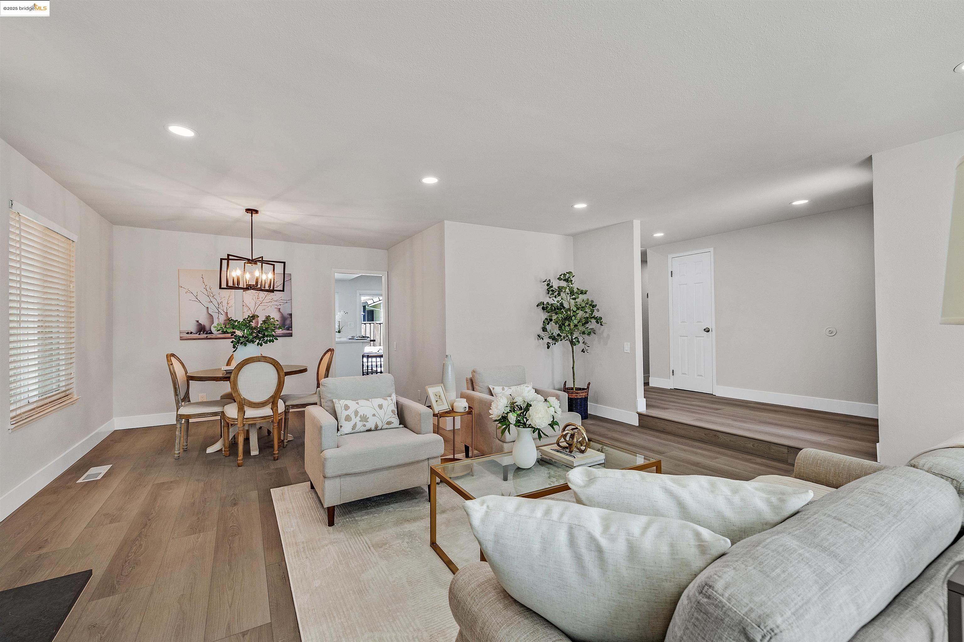 Detail Gallery Image 6 of 34 For 2802 Jones Gate Ct, Pleasanton,  CA 94566 - 4 Beds | 2 Baths
