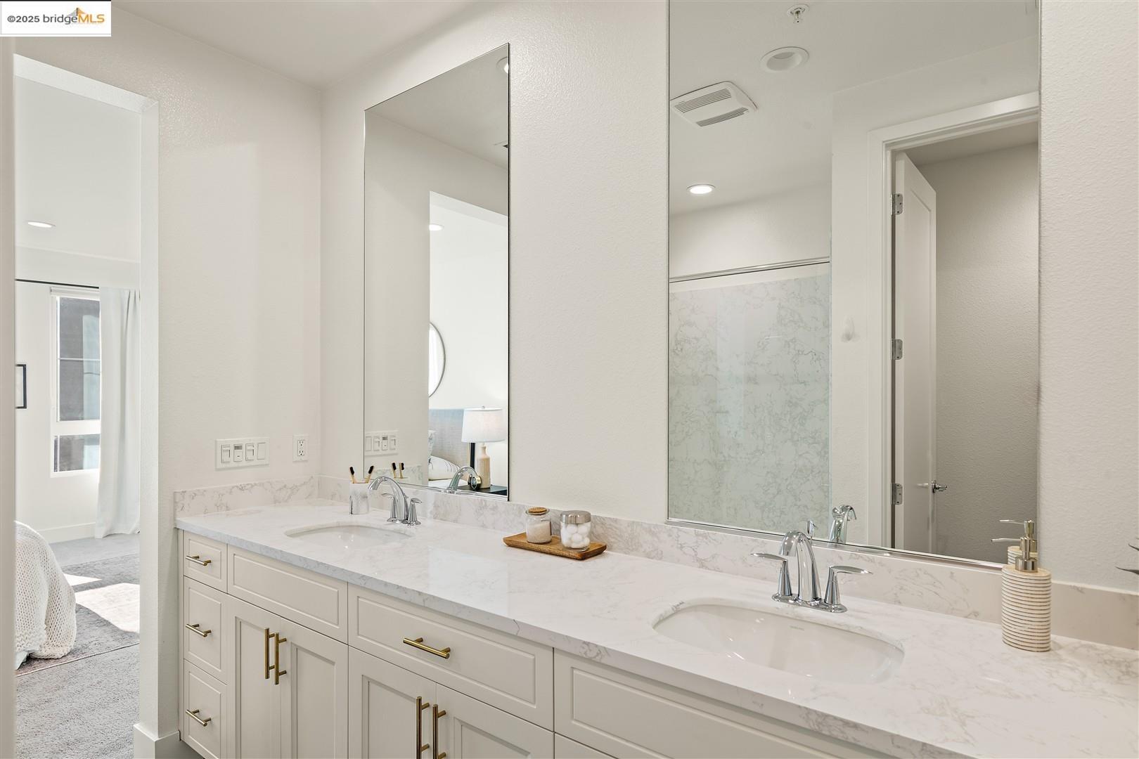 Photo #15: 41110932 Listing: Photo #15