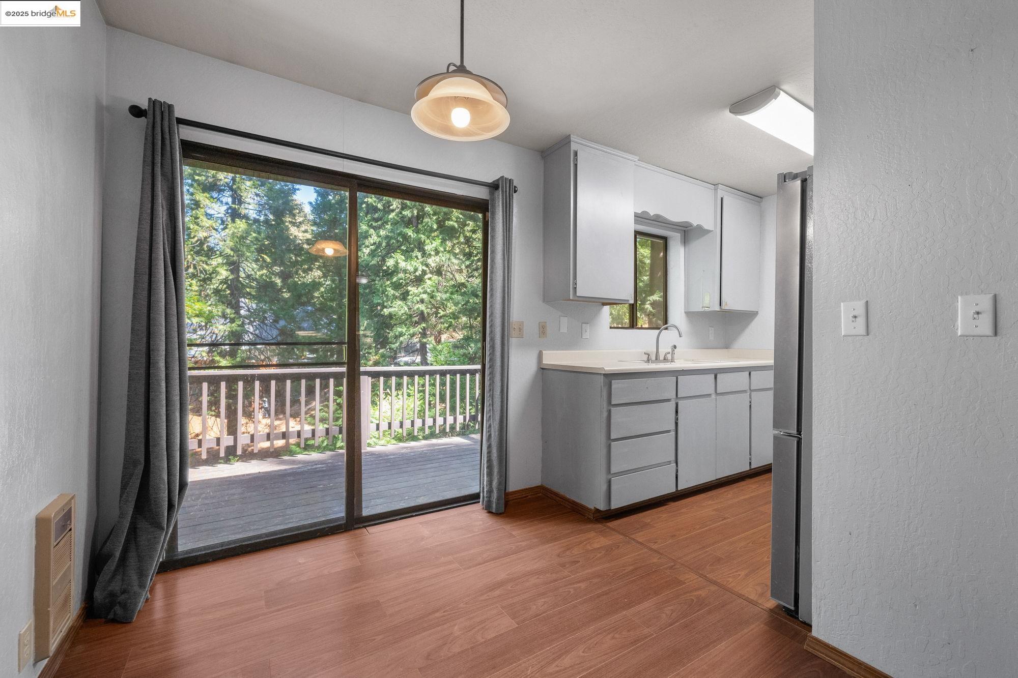 Detail Gallery Image 11 of 39 For 24238 Oxbow Lane N, Sonora,  CA 95370 - 3 Beds | 1/1 Baths