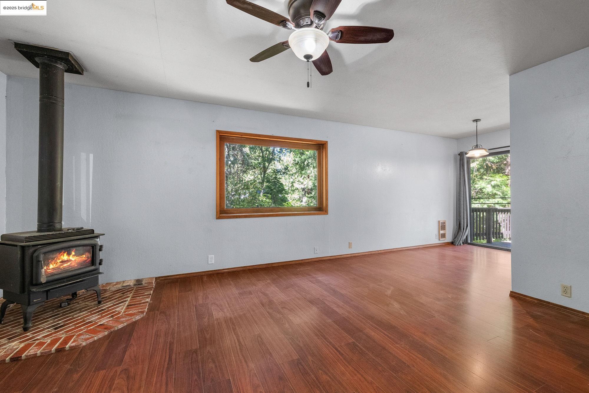 Detail Gallery Image 7 of 39 For 24238 Oxbow Lane N, Sonora,  CA 95370 - 3 Beds | 1/1 Baths
