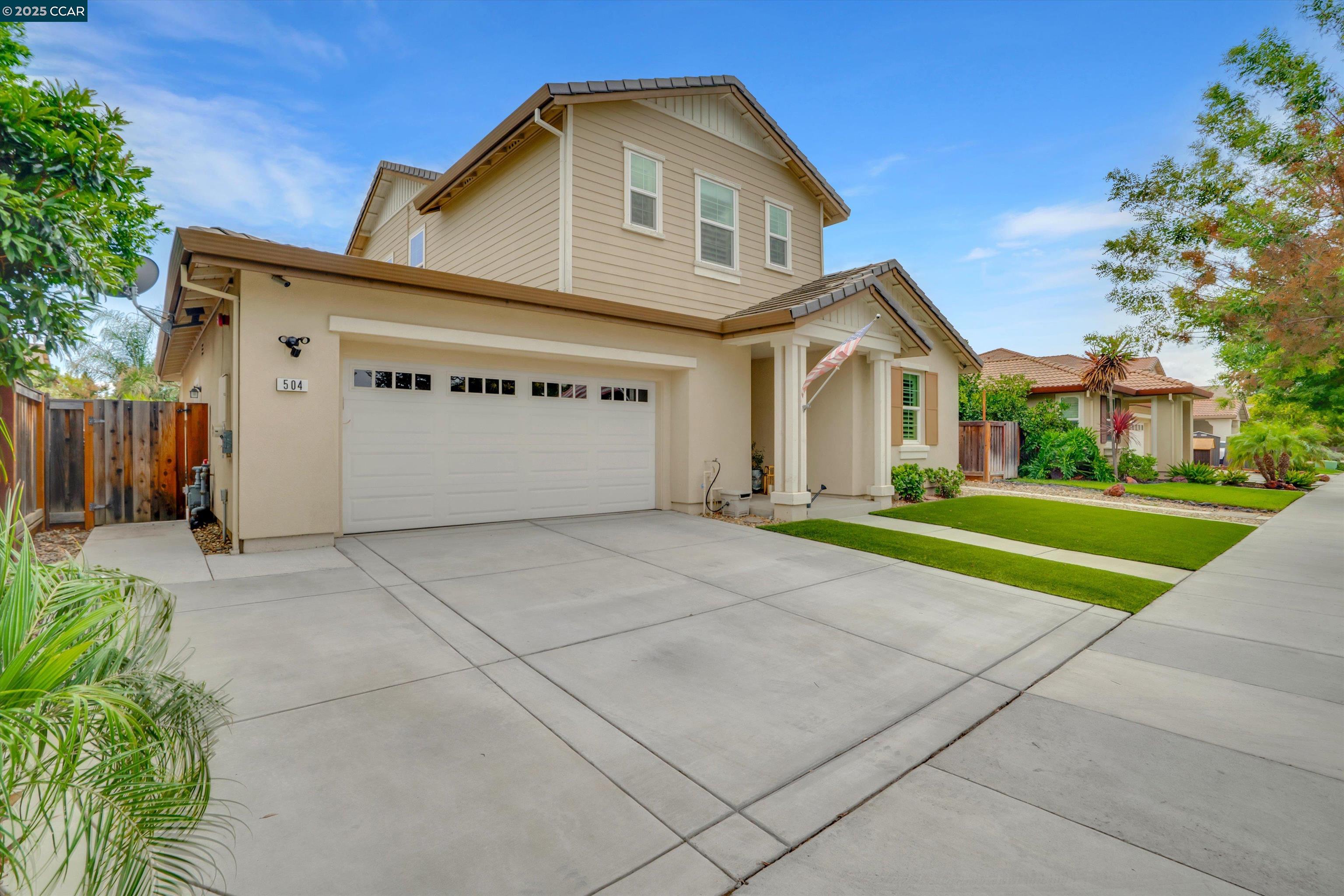 Detail Gallery Image 2 of 49 For 504 Vivian St, Brentwood,  CA 94513 - 4 Beds | 3 Baths