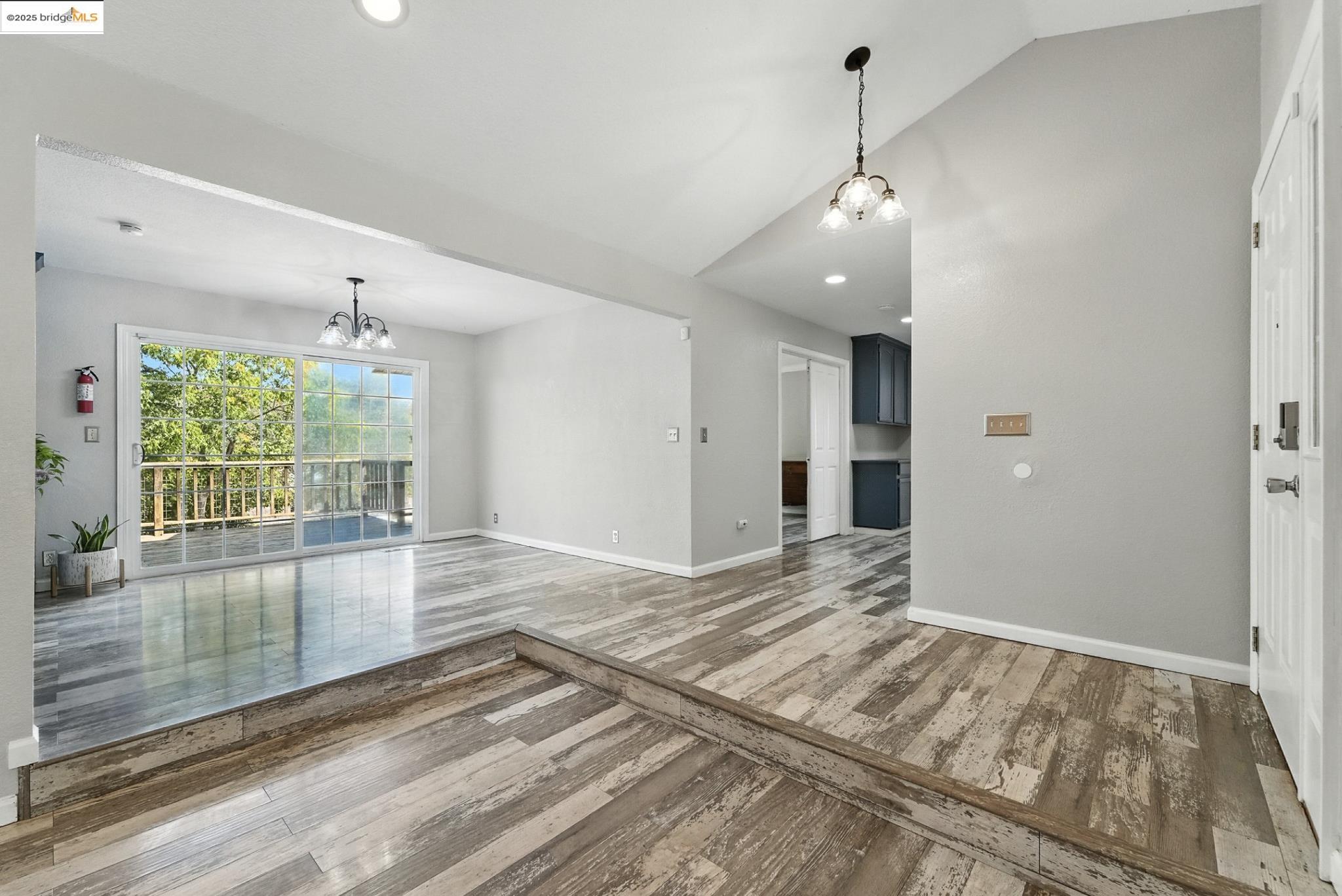 Detail Gallery Image 12 of 60 For 2422 Cheyenne Rd, Copperopolis,  CA 95228-9301 - 3 Beds | 2 Baths