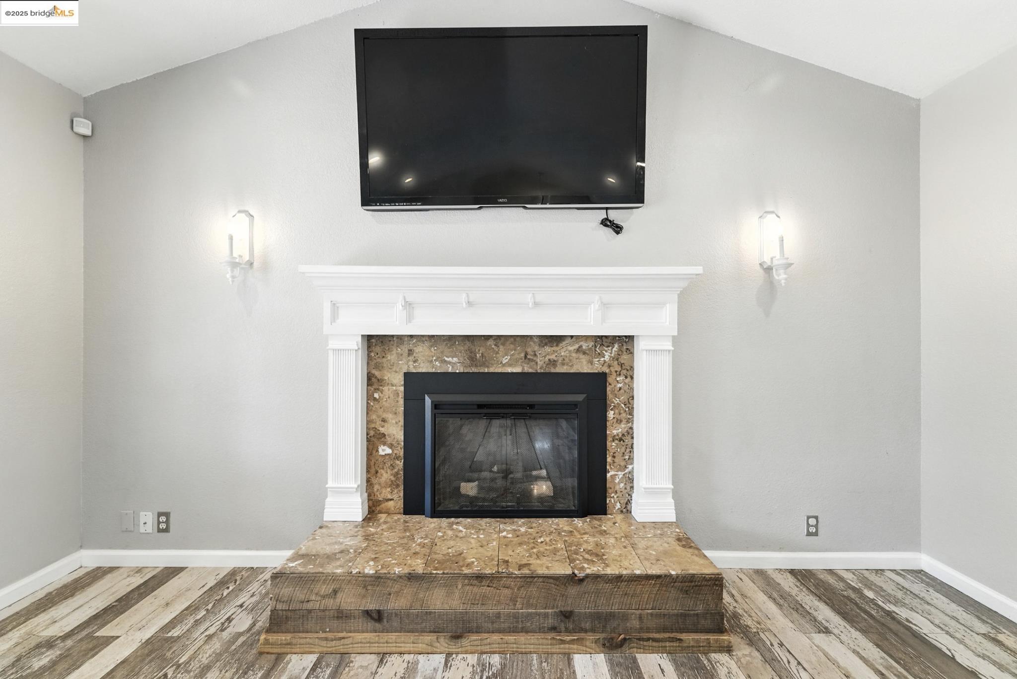 Detail Gallery Image 9 of 60 For 2422 Cheyenne Rd, Copperopolis,  CA 95228-9301 - 3 Beds | 2 Baths