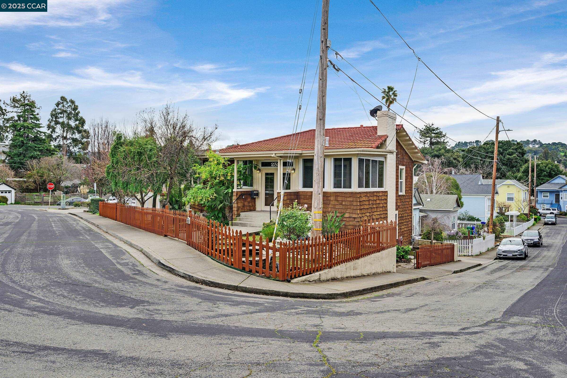 Detail Gallery Image 38 of 50 For 2581 Charles Ave, Pinole,  CA 94564 - 2 Beds | 2 Baths