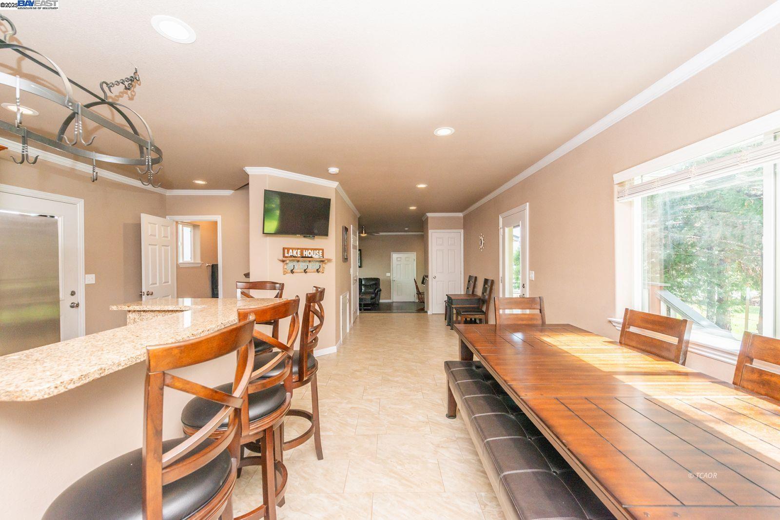 Detail Gallery Image 11 of 49 For 250 Mary Ave., Trinity Center,  CA 96091 - 3 Beds | 3 Baths