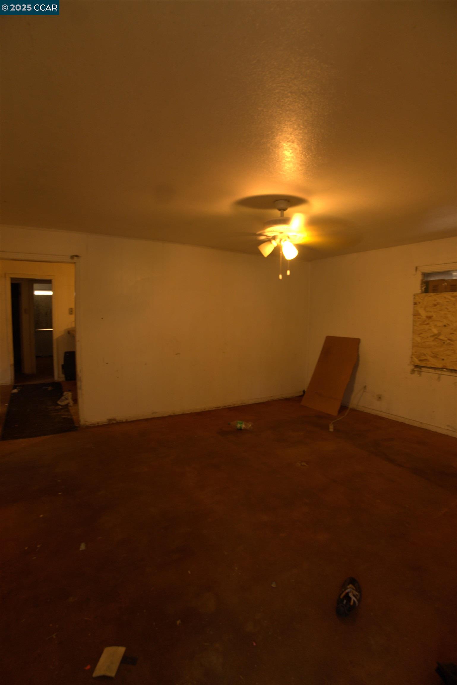 Detail Gallery Image 6 of 22 For 2347 E Alpine, Stockton,  CA 95205 - 4 Beds | 1 Baths