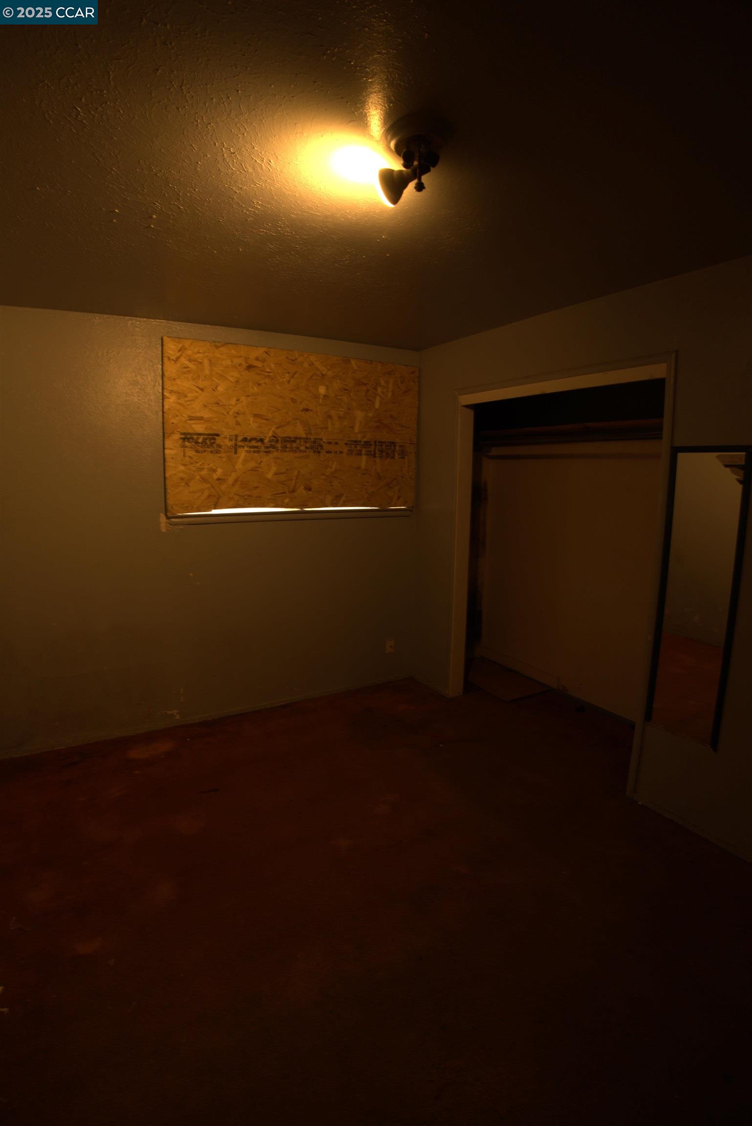 Detail Gallery Image 7 of 22 For 2347 E Alpine, Stockton,  CA 95205 - 4 Beds | 1 Baths