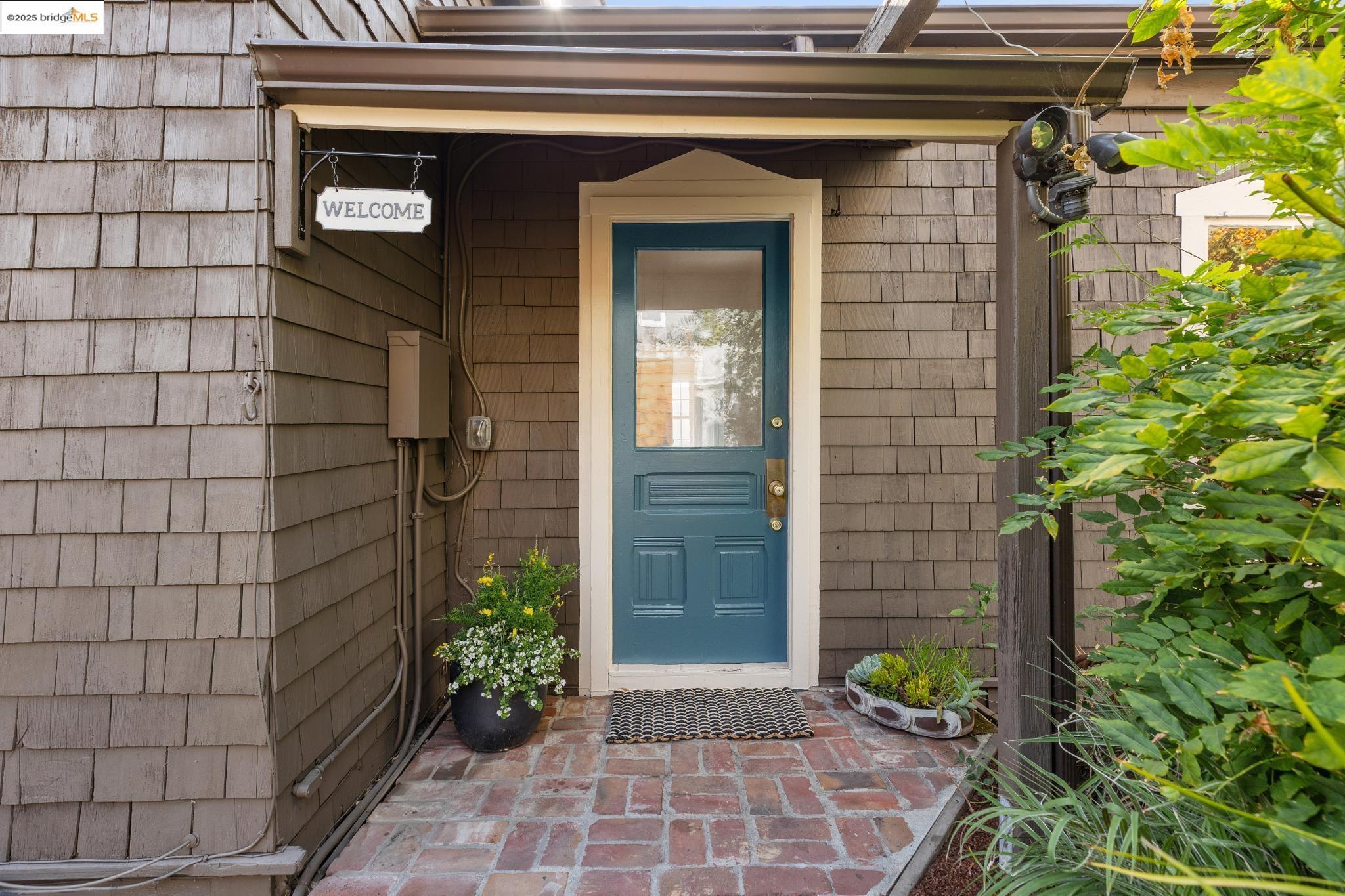 Detail Gallery Image 44 of 60 For 1532 Walnut St, Berkeley,  CA 94709 - 4 Beds | 3 Baths