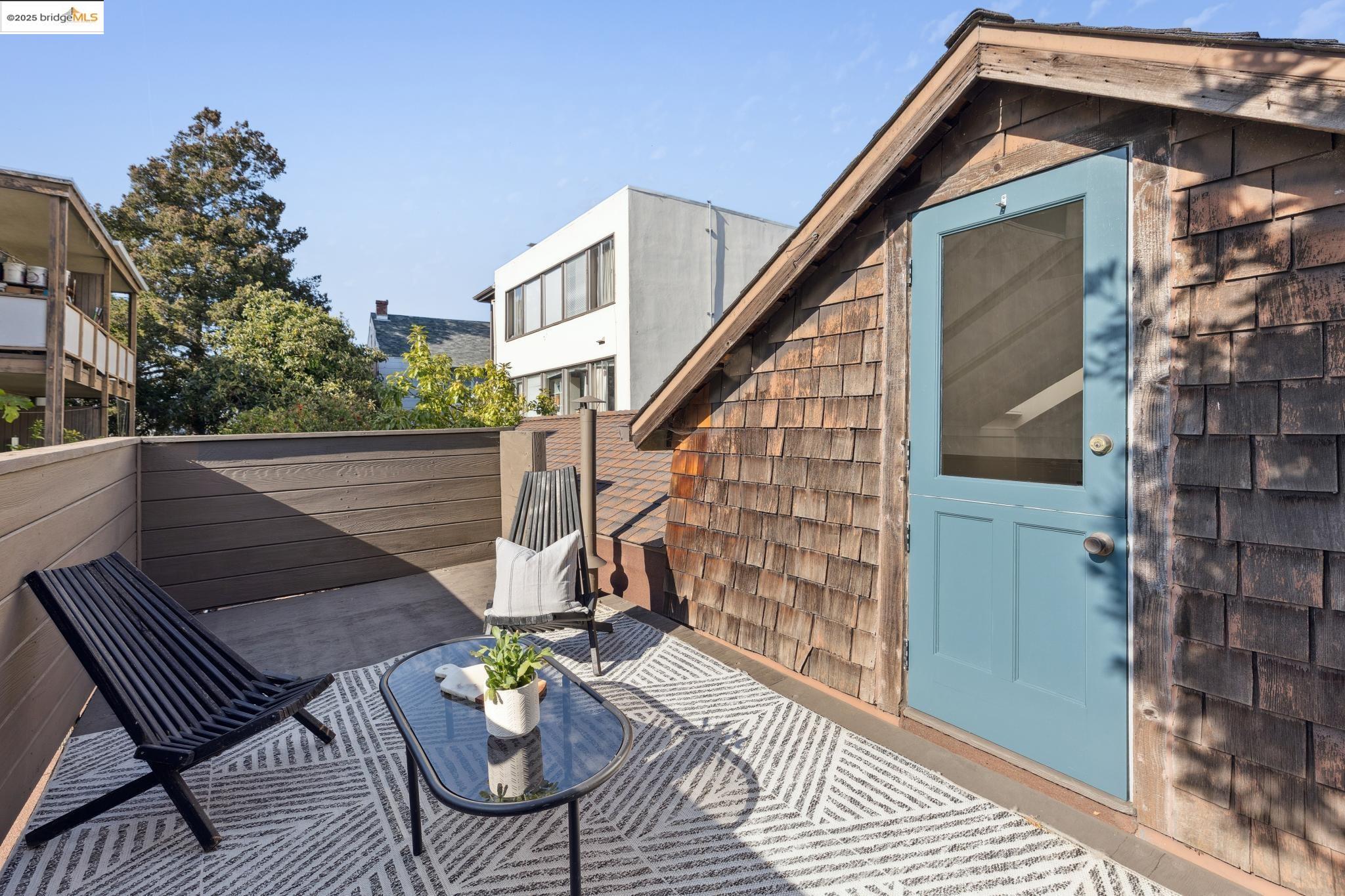 Detail Gallery Image 55 of 60 For 1532 Walnut St, Berkeley,  CA 94709 - 4 Beds | 3 Baths
