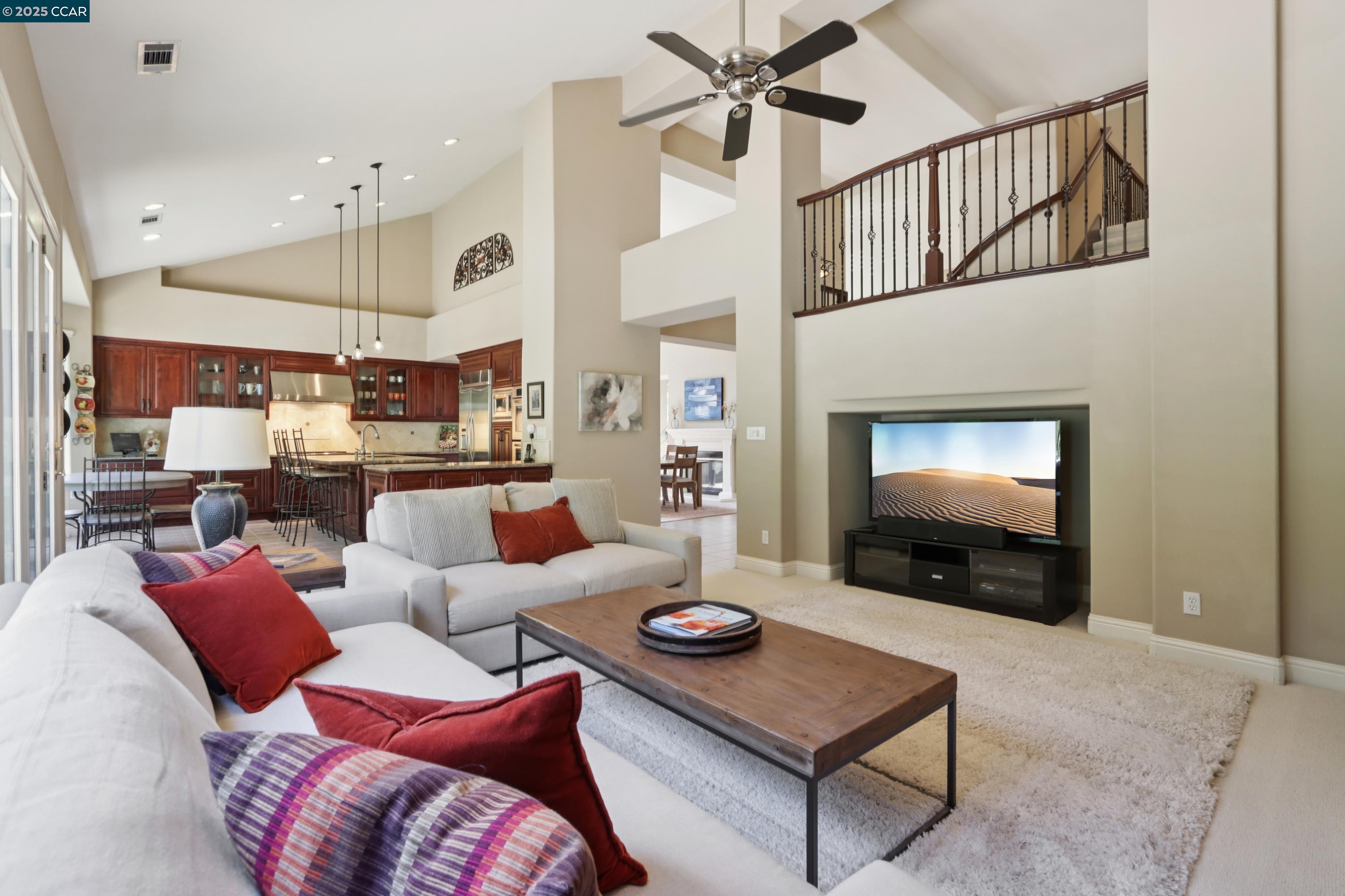 Detail Gallery Image 18 of 55 For 132 Victoria Pl, Danville,  CA 94506 - 5 Beds | 4 Baths