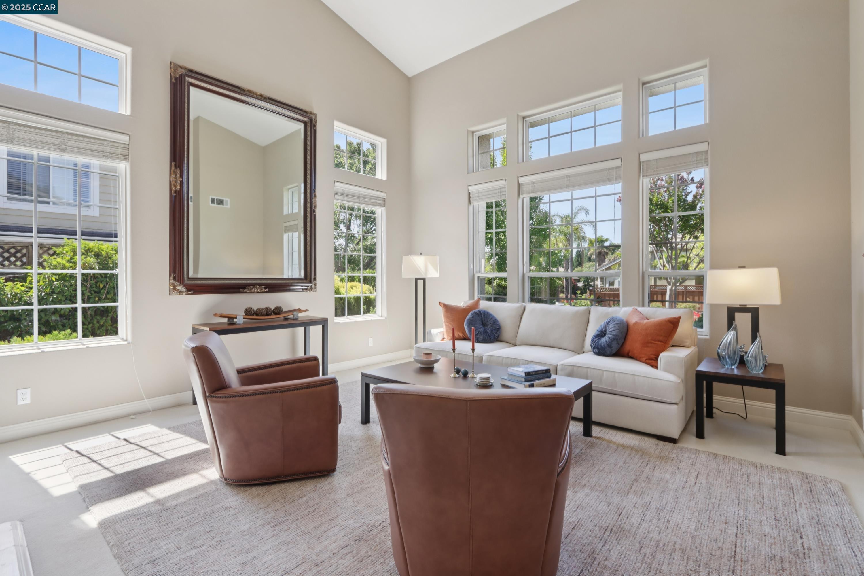 Detail Gallery Image 4 of 55 For 132 Victoria Pl, Danville,  CA 94506 - 5 Beds | 4 Baths