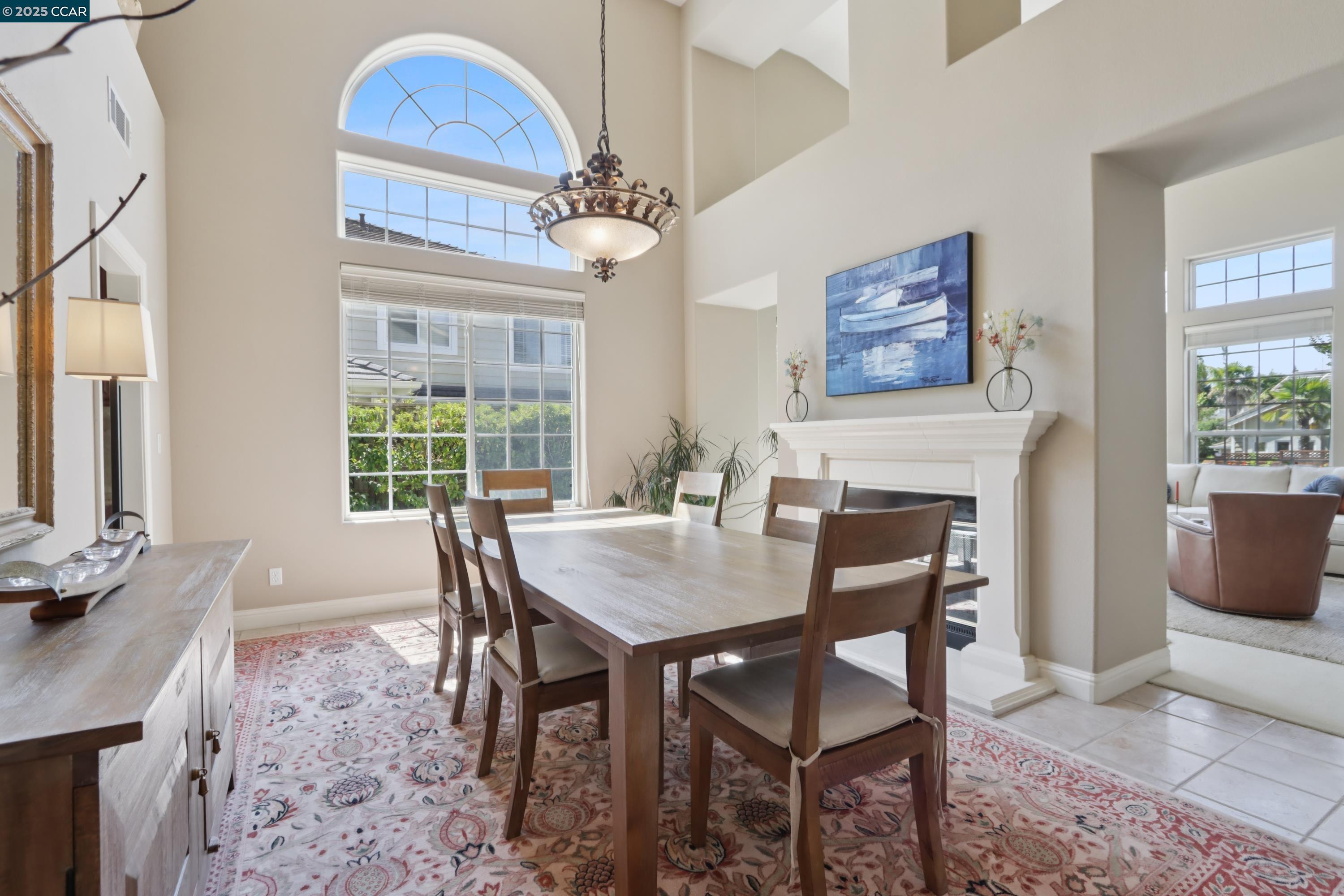 Detail Gallery Image 6 of 55 For 132 Victoria Pl, Danville,  CA 94506 - 5 Beds | 4 Baths