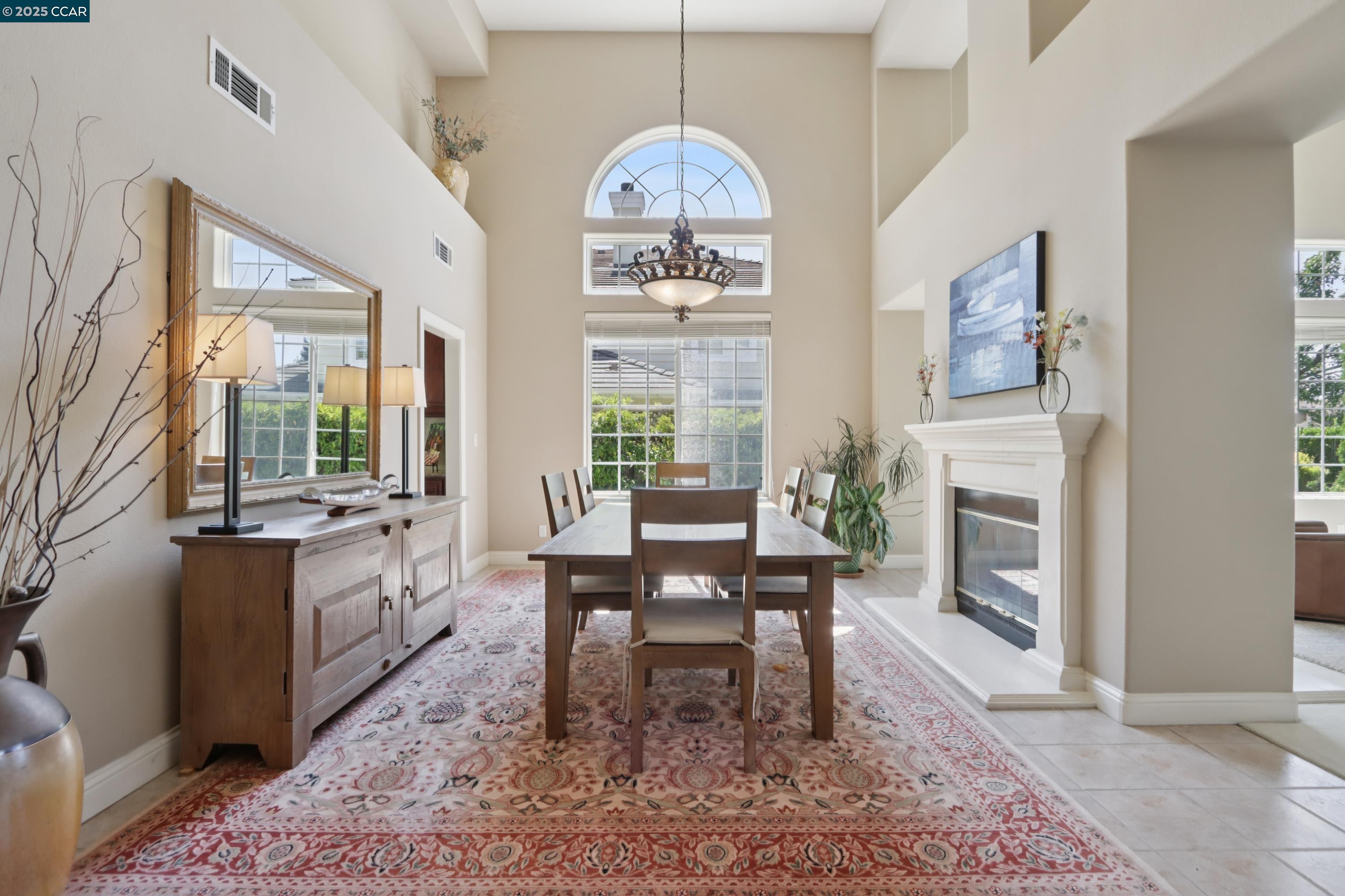 Detail Gallery Image 7 of 55 For 132 Victoria Pl, Danville,  CA 94506 - 5 Beds | 4 Baths