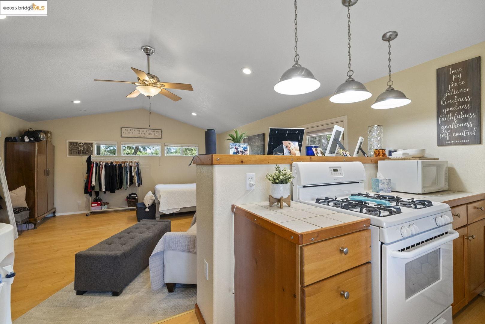 Detail Gallery Image 43 of 52 For 19881 Duchi Ct, Sonora,  CA 95370 - – Beds | – Baths