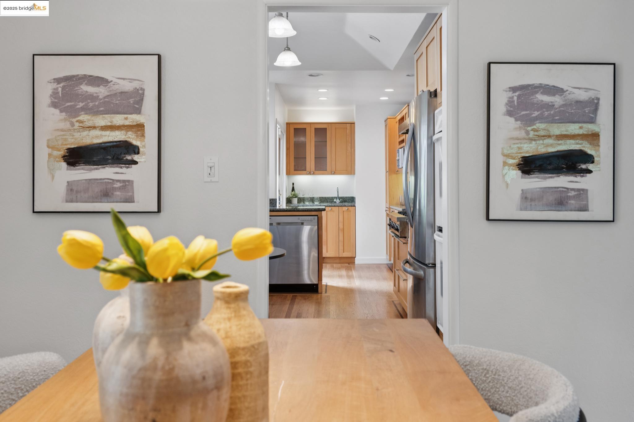 Front Image Thumbnail for EB41110951