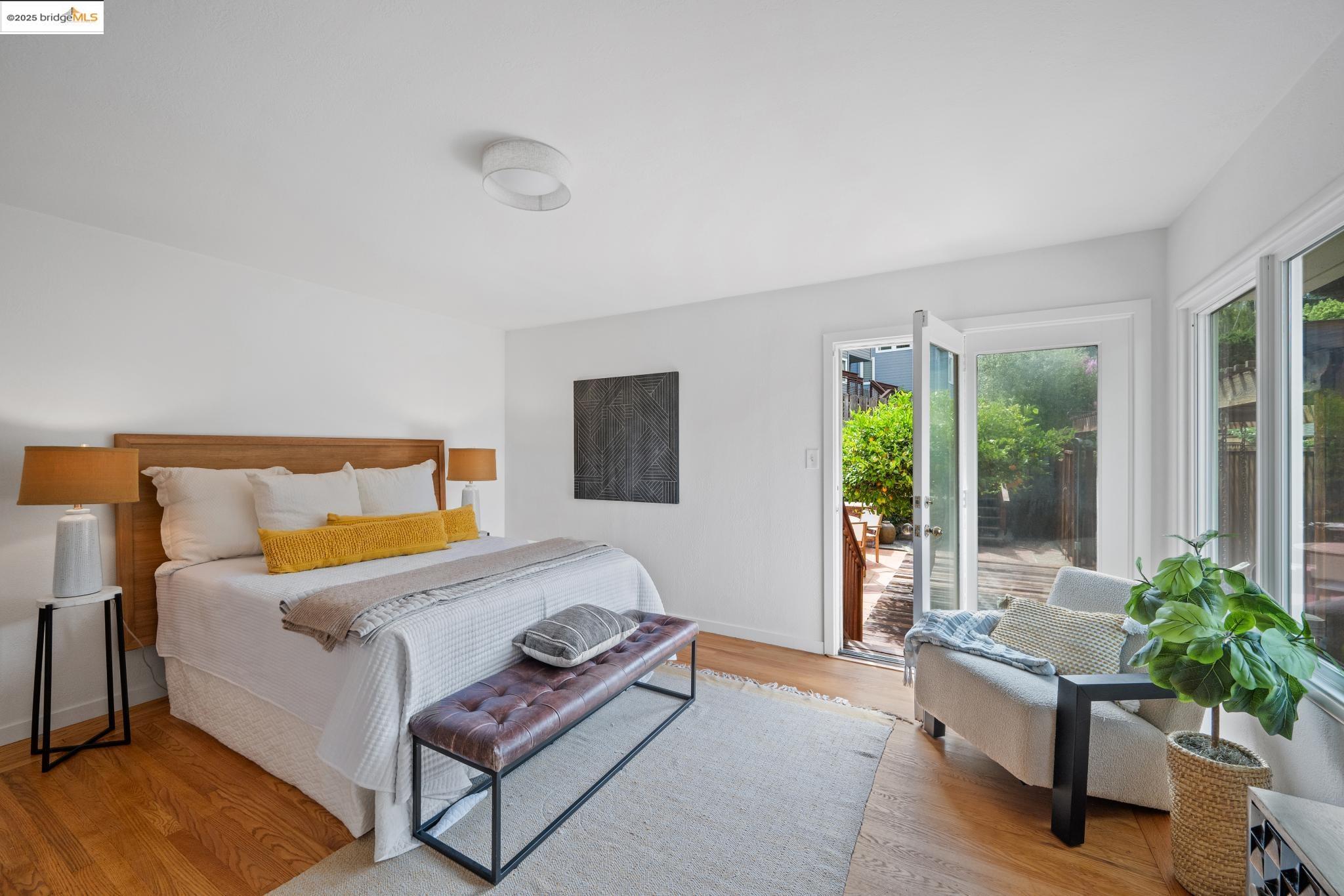 Detail Gallery Image 31 of 60 For 6141 Broadway Ter, Oakland,  CA 94618 - 3 Beds | 2 Baths