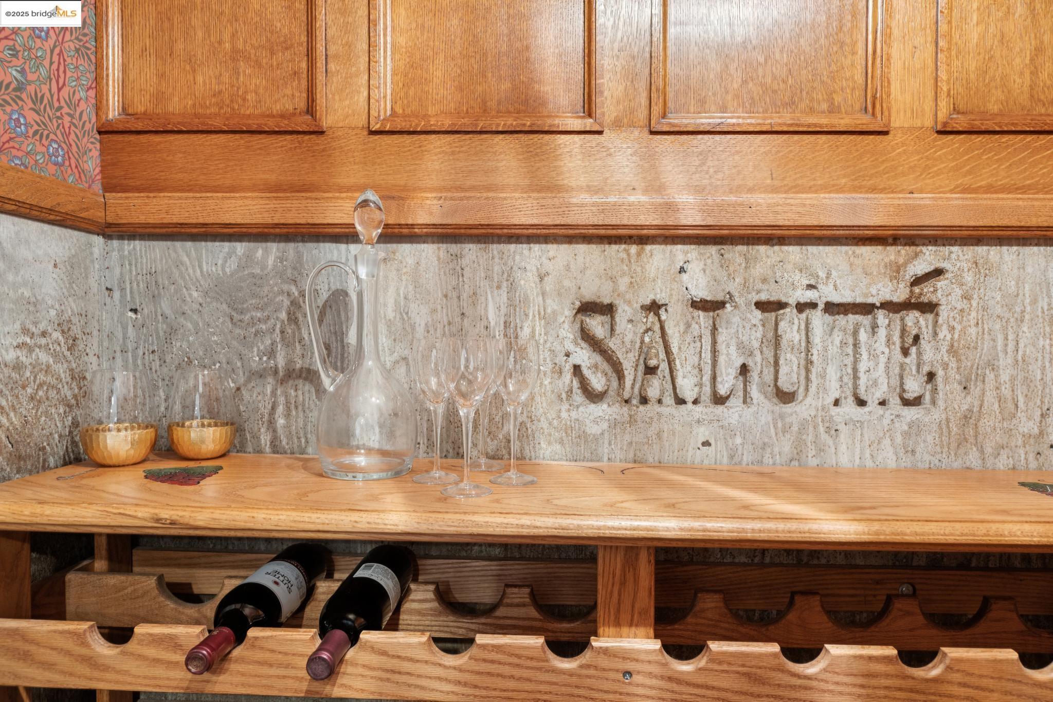 Detail Gallery Image 42 of 60 For 6141 Broadway Ter, Oakland,  CA 94618 - 3 Beds | 2 Baths
