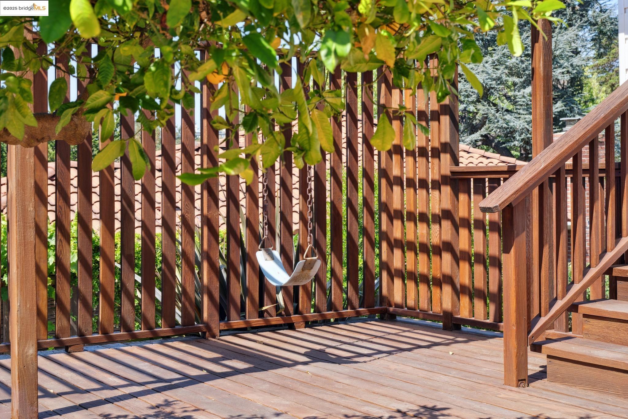 Detail Gallery Image 57 of 60 For 6141 Broadway Ter, Oakland,  CA 94618 - 3 Beds | 2 Baths