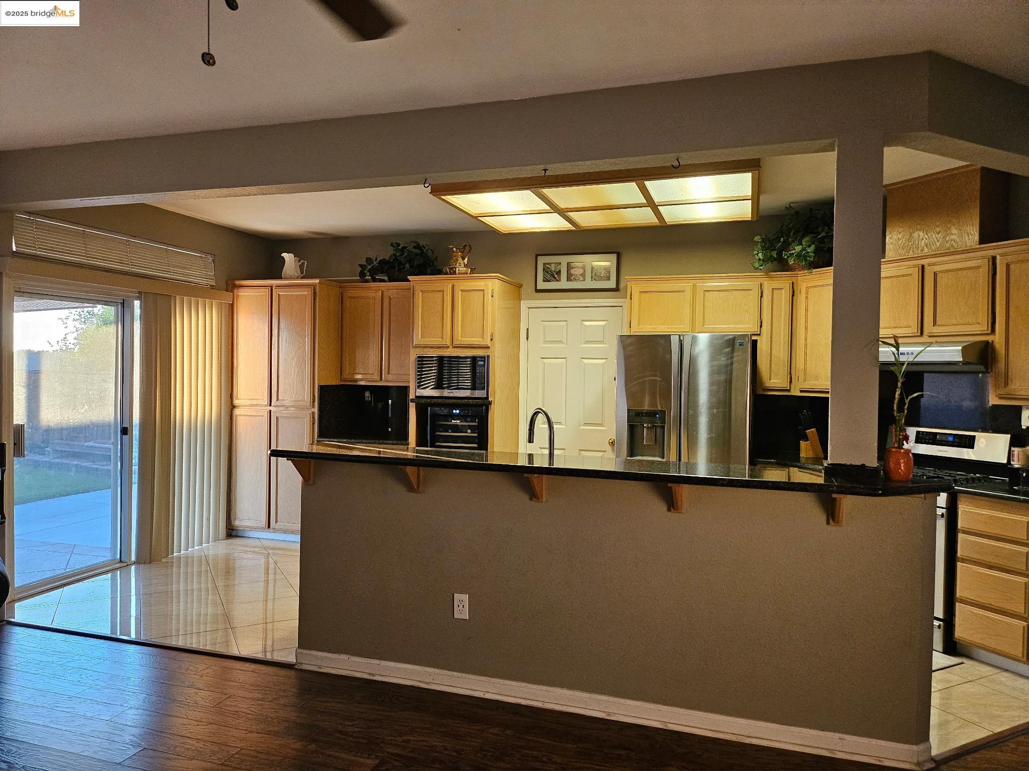 Detail Gallery Image 3 of 11 For 2236 Newport Ct, Discovery Bay,  CA 94505 - 4 Beds | 2/1 Baths