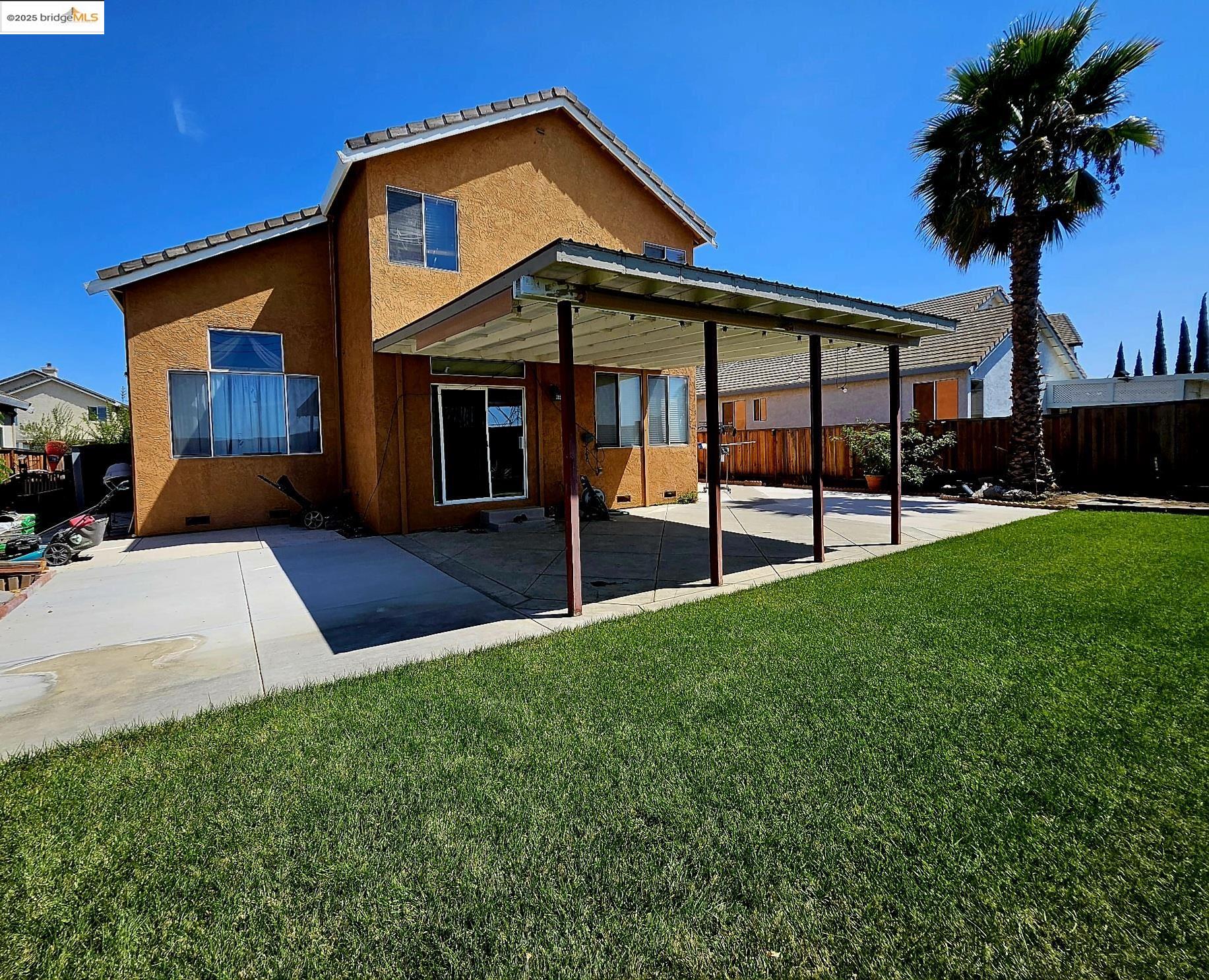 Detail Gallery Image 8 of 11 For 2236 Newport Ct, Discovery Bay,  CA 94505 - 4 Beds | 2/1 Baths