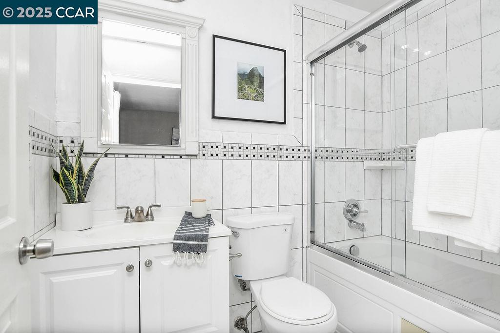 Detail Gallery Image 6 of 24 For 130 Butte Ct, Bay Point,  CA 94565 - 3 Beds | 2 Baths