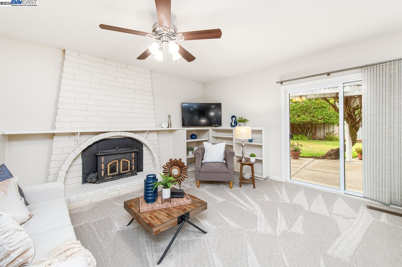 Detail Gallery Image 21 of 38 For 7867 Fairoaks Dr, Pleasanton,  CA 94588 - 4 Beds | 2 Baths