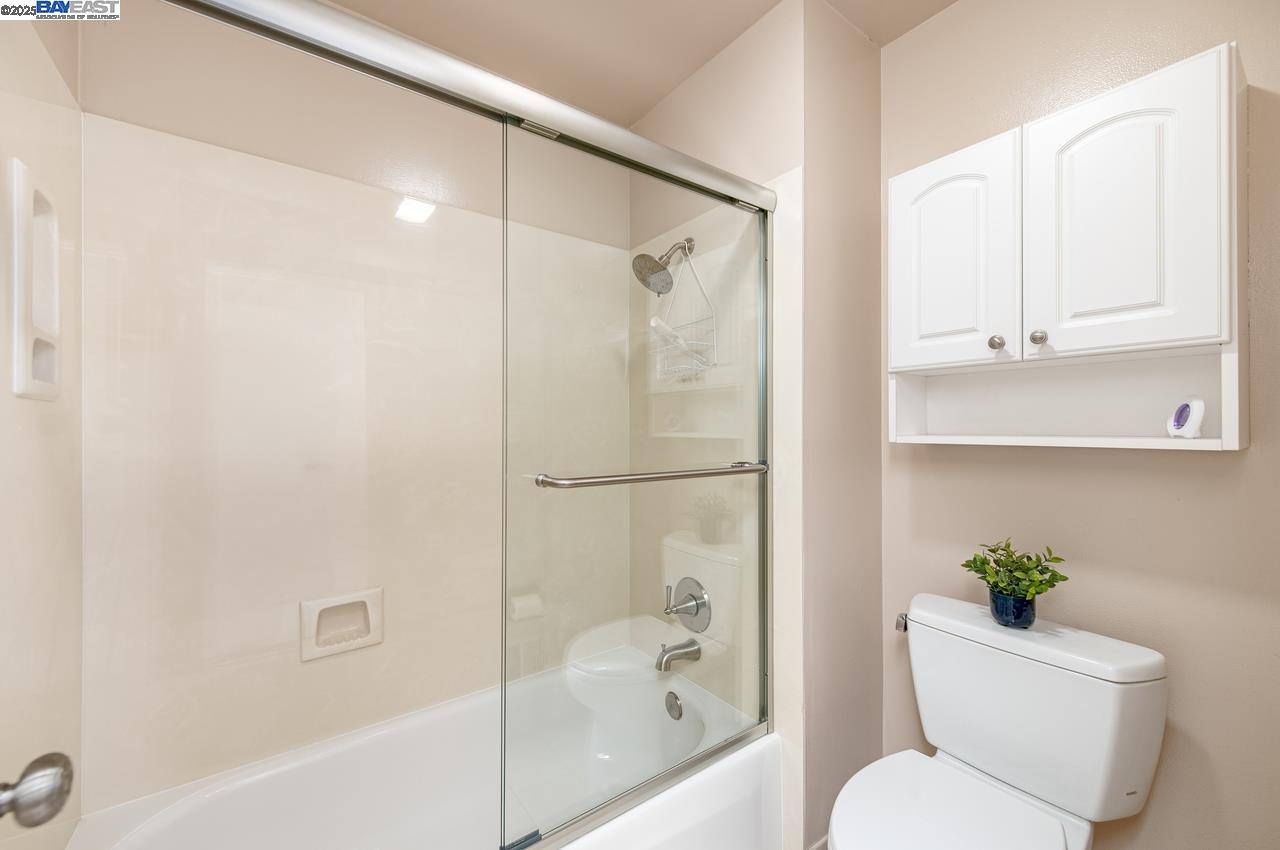 Detail Gallery Image 27 of 38 For 7867 Fairoaks Dr, Pleasanton,  CA 94588 - 4 Beds | 2 Baths