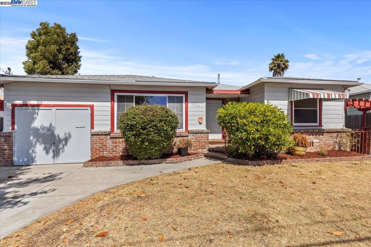 Front Image Thumbnail for BE41110957