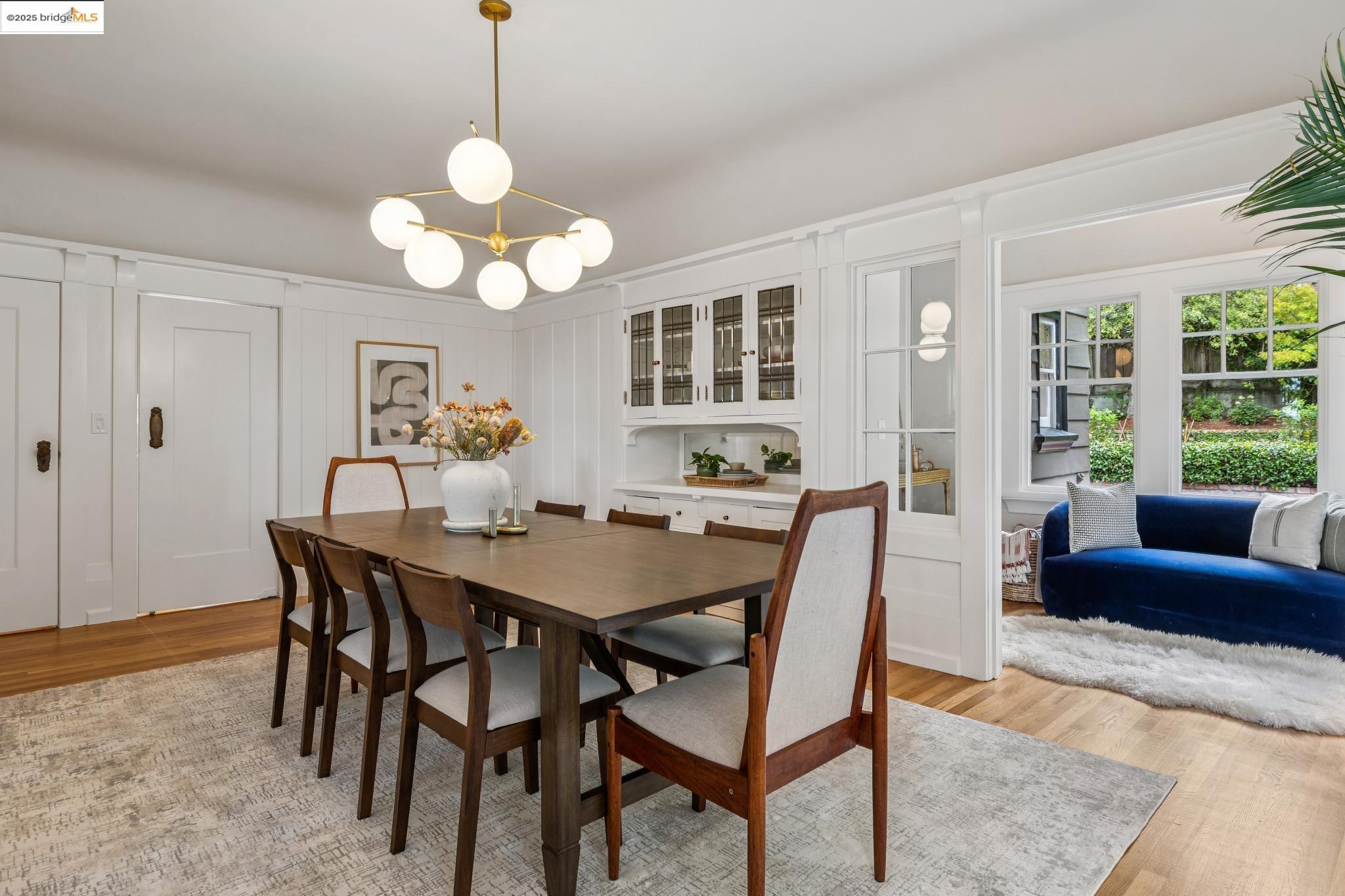 Detail Gallery Image 14 of 50 For 118 Hillside Ave, Piedmont,  CA 94611 - 3 Beds | 2/1 Baths