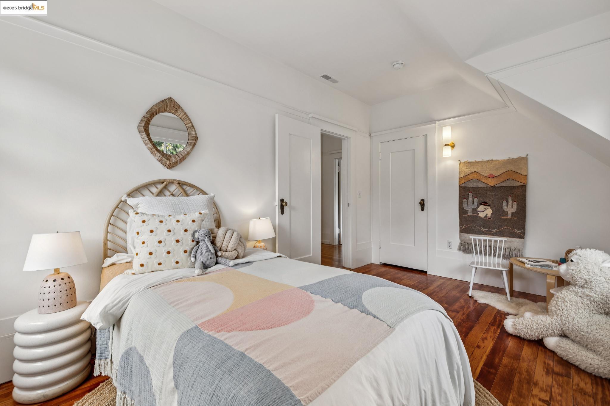 Detail Gallery Image 39 of 50 For 118 Hillside Ave, Piedmont,  CA 94611 - 3 Beds | 2/1 Baths